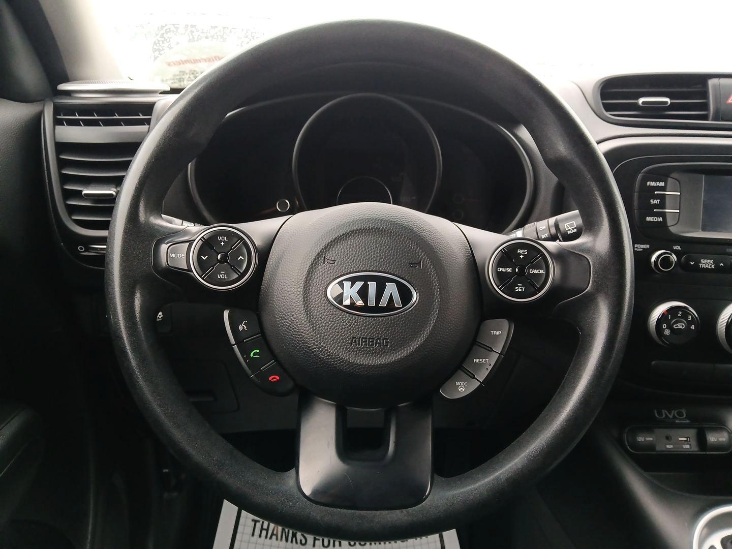 2015 Kia Soul Base (KNDJN2A26F7) with an 1.6L L4 DOHC 16V engine, located at 1230 East Main St, Xenia, OH, 45385, (937) 908-9800, 39.688026, -83.910172 - 2015 Kia Soul Base - Photo#15