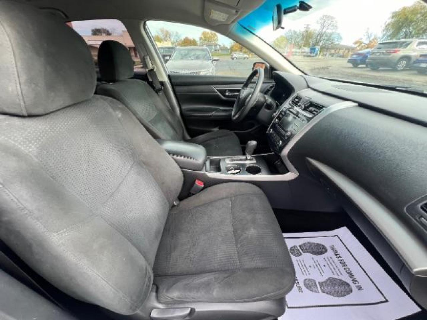 2015 Brilliant Silver Nissan Altima 2.5 S (1N4AL3AP0FC) with an 2.5L L4 DOHC 16V engine, Continuously Variable Transmission transmission, located at 401 Woodman Dr, Riverside, OH, 45431, (937) 908-9800, 39.763779, -84.122063 - Photo#9