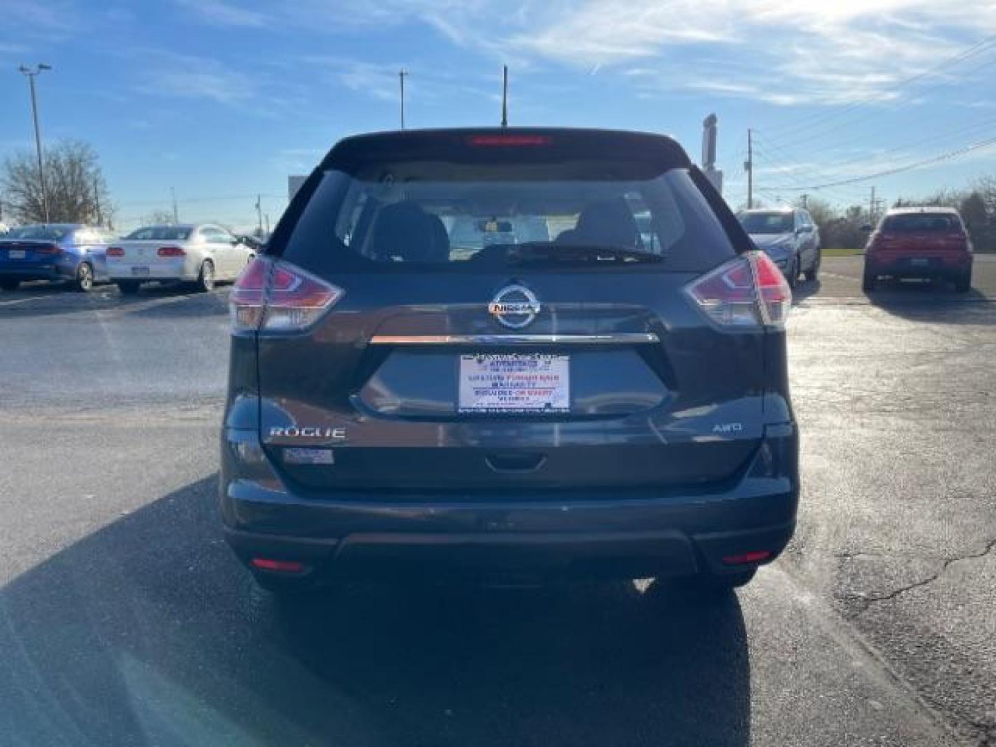 2015 Arctic Blue Metallic Nissan Rogue S AWD (KNMAT2MV5FP) with an 2.5L L4 DOHC 16V engine, Continuously Variable Transmission transmission, located at 401 Woodman Dr, Riverside, OH, 45431, (937) 908-9800, 39.763779, -84.122063 - Photo#4