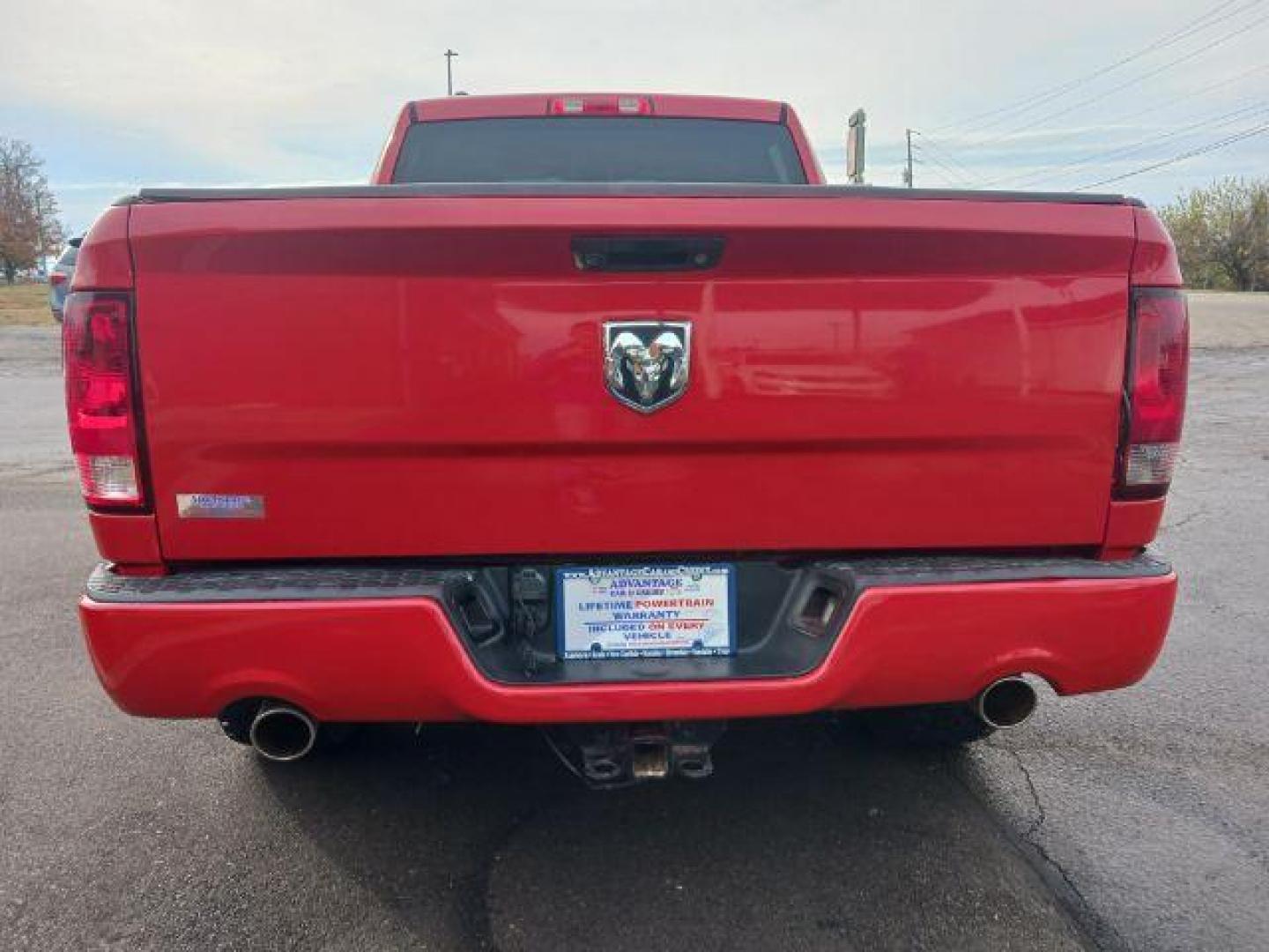 2015 Red RAM 1500 Tradesman Quad Cab 4WD (1C6RR7FT3FS) with an 5.7L V8 OHV 16V engine, 8-Speed Automatic transmission, located at 1951 S Dayton Lakeview Rd., New Carlisle, OH, 45344, (937) 908-9800, 39.890999, -84.050255 - Photo#5