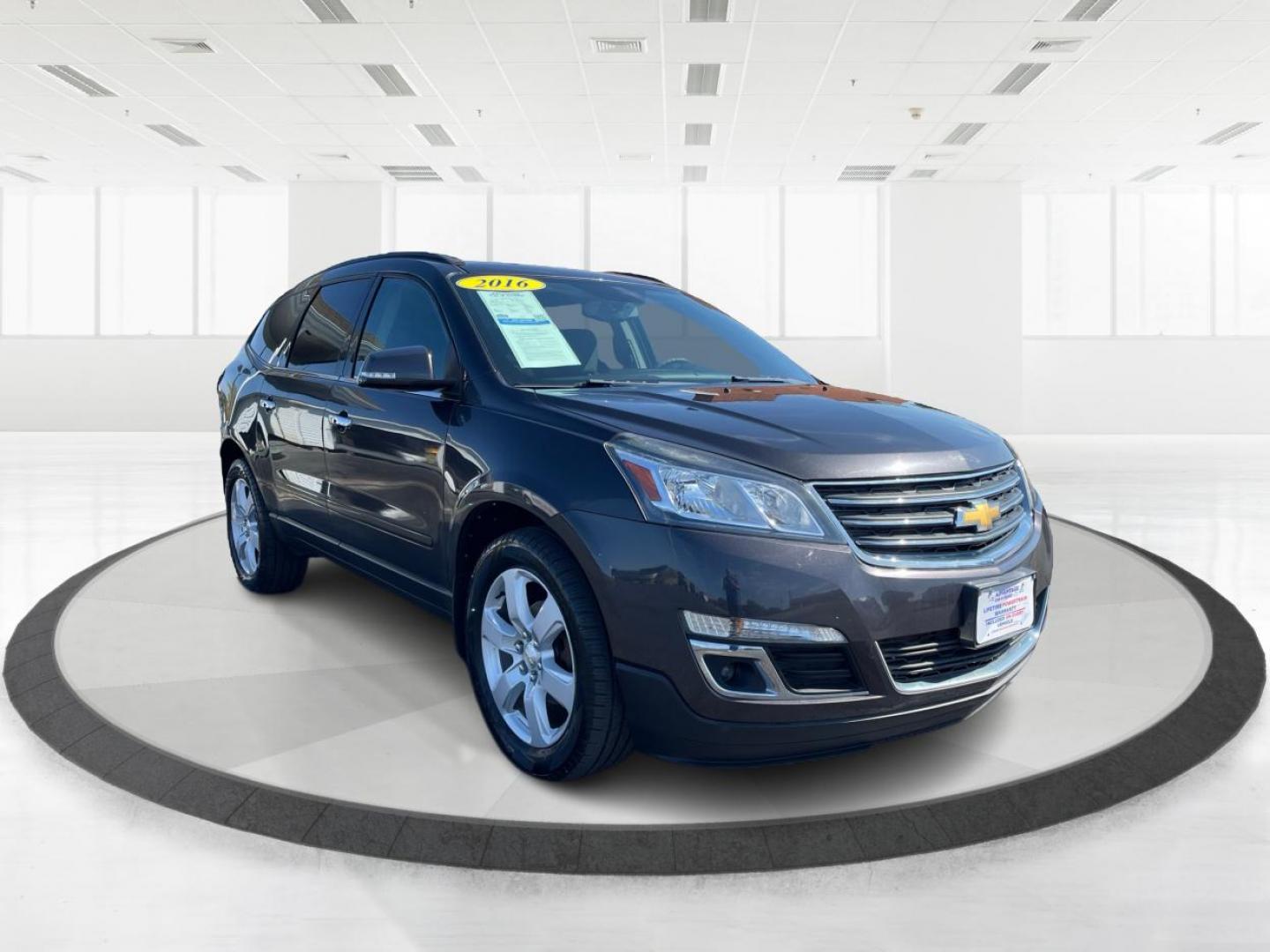 2016 Gray Chevrolet Traverse 1LT AWD (1GNKVGKD7GJ) with an 3.6L V6 DOHC 24V engine, 6A transmission, located at 1099 N County Rd 25A, OH, 45373, (937) 908-9800, 40.057079, -84.212883 - Photo#0