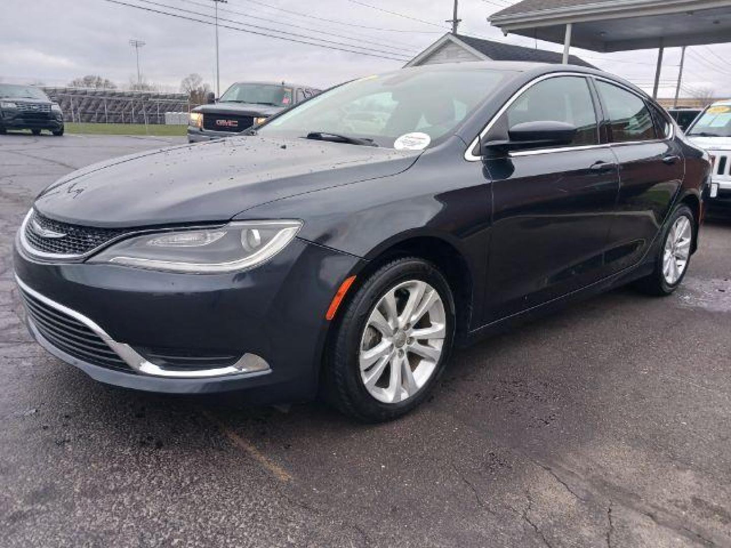 2016 Maximum Steel Metallic Clear Coat Chrysler 200 Limited (1C3CCCABXGN) with an 2.4L L4 DOHC 16V engine, 9-Speed Automatic transmission, located at 880 E. National Road, Vandalia, OH, 45377, (937) 908-9800, 39.892189, -84.181015 - Photo#2