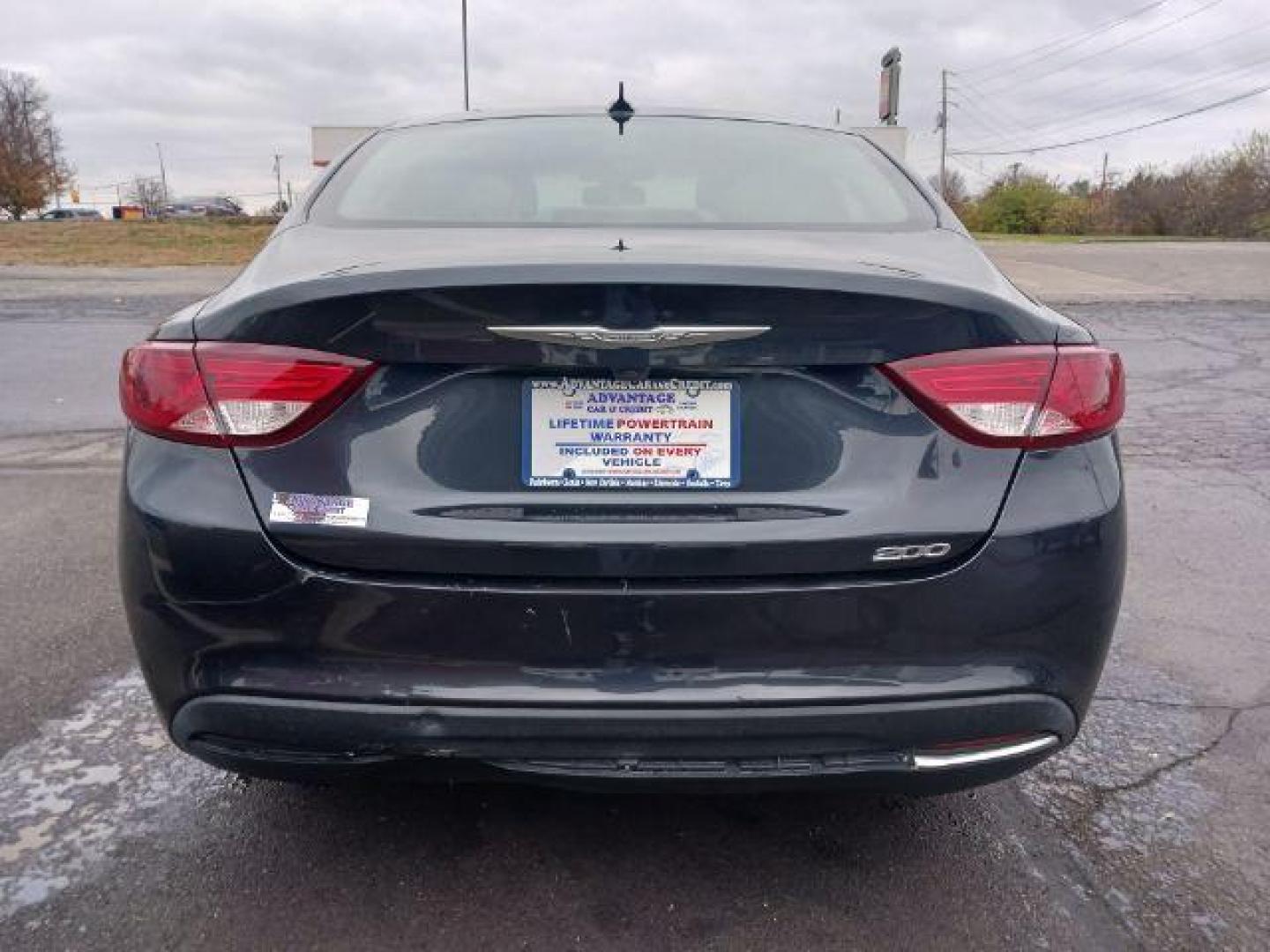 2016 Maximum Steel Metallic Clear Coat Chrysler 200 Limited (1C3CCCABXGN) with an 2.4L L4 DOHC 16V engine, 9-Speed Automatic transmission, located at 880 E. National Road, Vandalia, OH, 45377, (937) 908-9800, 39.892189, -84.181015 - Photo#5