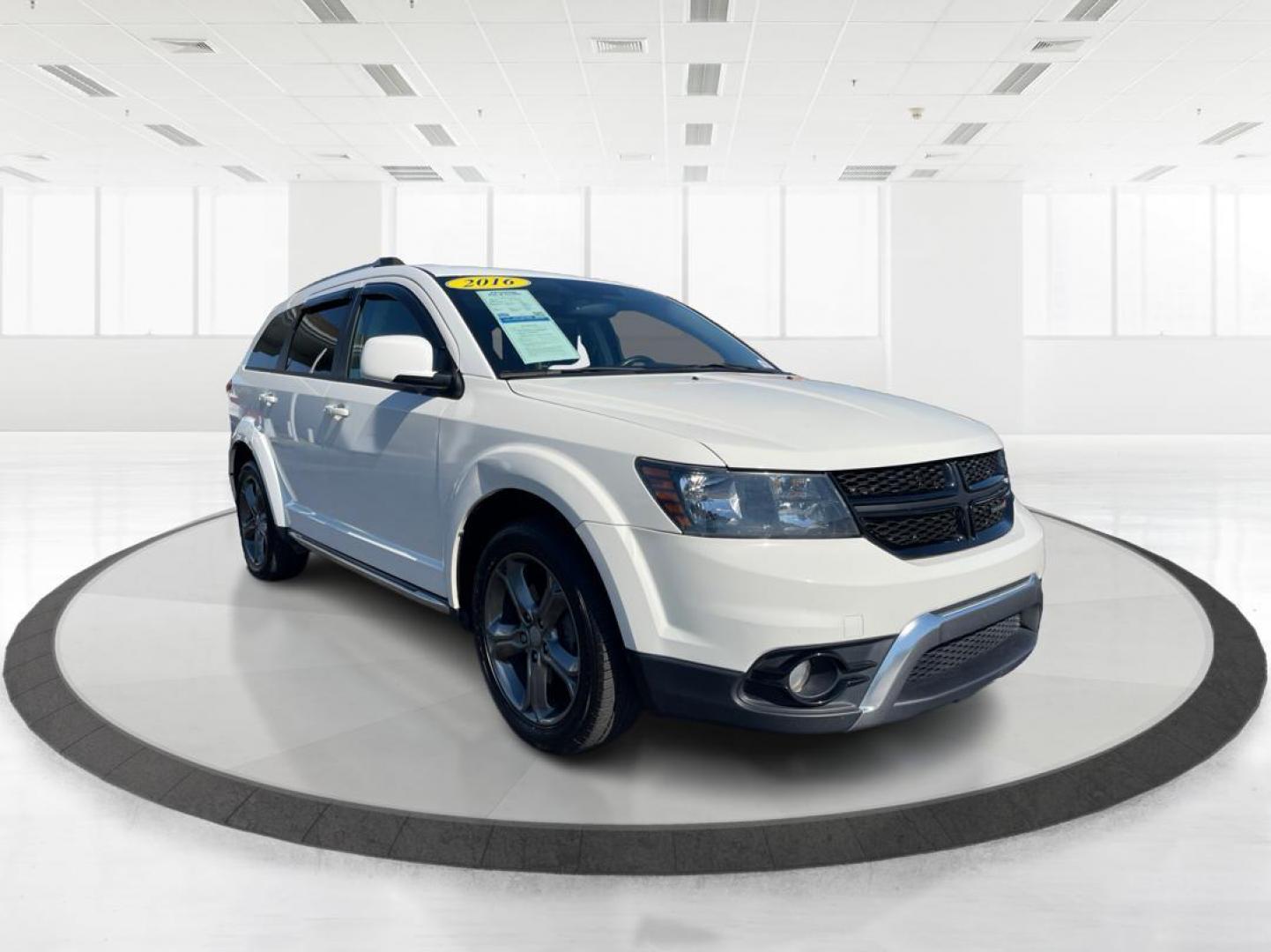 2016 White Dodge Journey Crossroad FWD (3C4PDCGG6GT) with an 3.6L V6 DOHC 24V engine, 6-Speed Automatic transmission, located at 1951 S Dayton Lakeview Rd., New Carlisle, OH, 45344, (937) 908-9800, 39.890999, -84.050255 - Photo#0