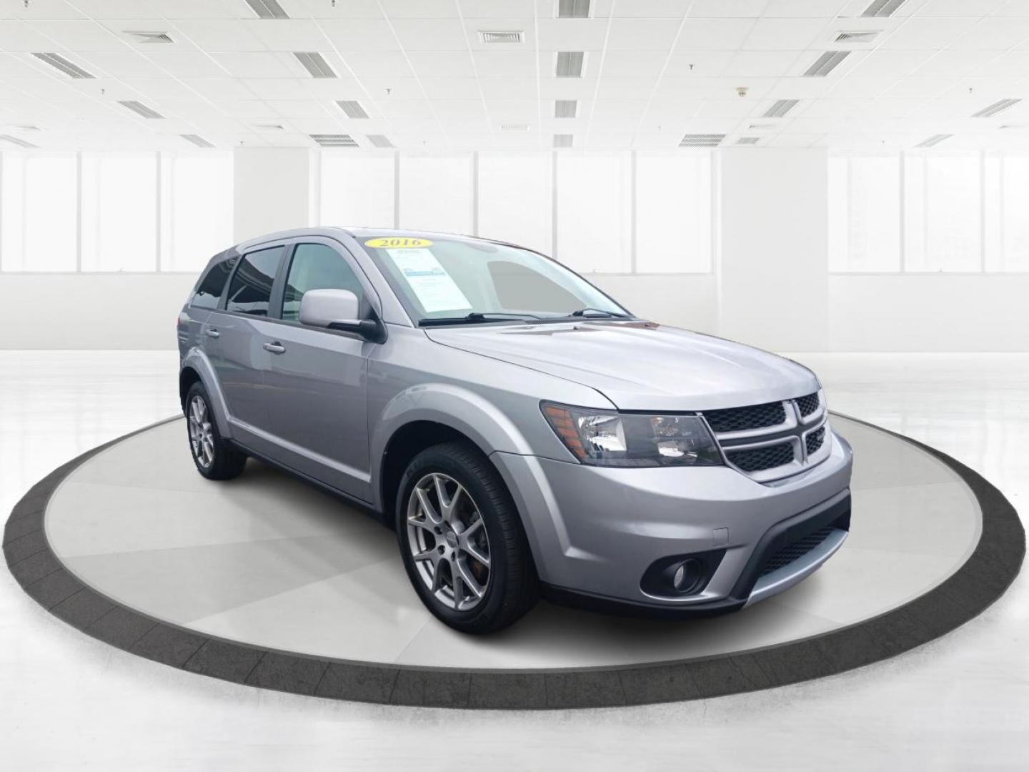 2016 Billet Silver Metallic Clear Coat Dodge Journey (3C4PDDEGXGT) with an 3.6L V6 DOHC 24V engine, 6-Speed Automatic transmission, located at 1230 East Main St, Xenia, OH, 45385, (937) 908-9800, 39.687321, -83.910294 - Photo#0