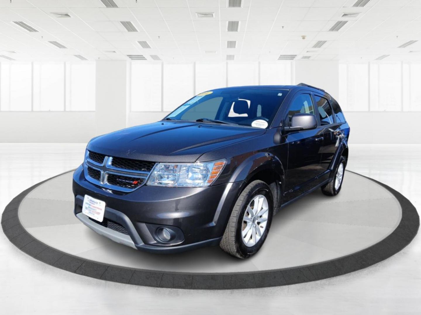 2016 Granite Crystal Metallic Clear Coat Dodge Journey SXT (3C4PDCBB0GT) with an 2.4L L6 DOHC 16V engine, 4A transmission, located at 1099 N County Rd 25A, OH, 45373, (937) 908-9800, 40.057079, -84.212883 - Photo#7