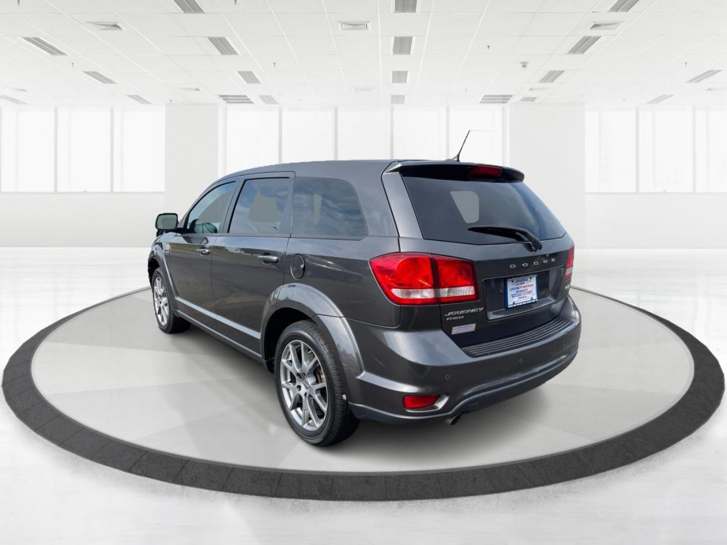 2016 Granite Crystal Metallic Clear Coat Dodge Journey R/T AWD (3C4PDDEG8GT) with an 3.6L V6 DOHC 24V engine, 6-Speed Automatic transmission, located at 401 Woodman Dr, Riverside, OH, 45431, (937) 908-9800, 39.763779, -84.122063 - Photo#4