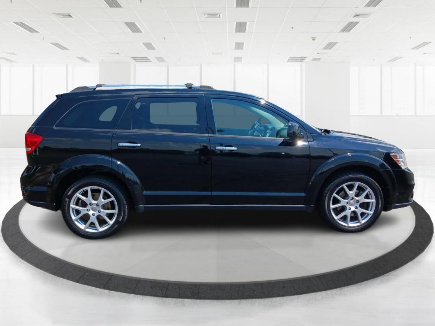 2016 Pitch Black Clear Coat Dodge Journey (3C4PDDFG6GT) with an 3.6L V6 DOHC 24V engine, 6-Speed Automatic transmission, located at 4508 South Dixie Dr, Moraine, OH, 45439, (937) 908-9800, 39.690136, -84.216438 - Photo#1