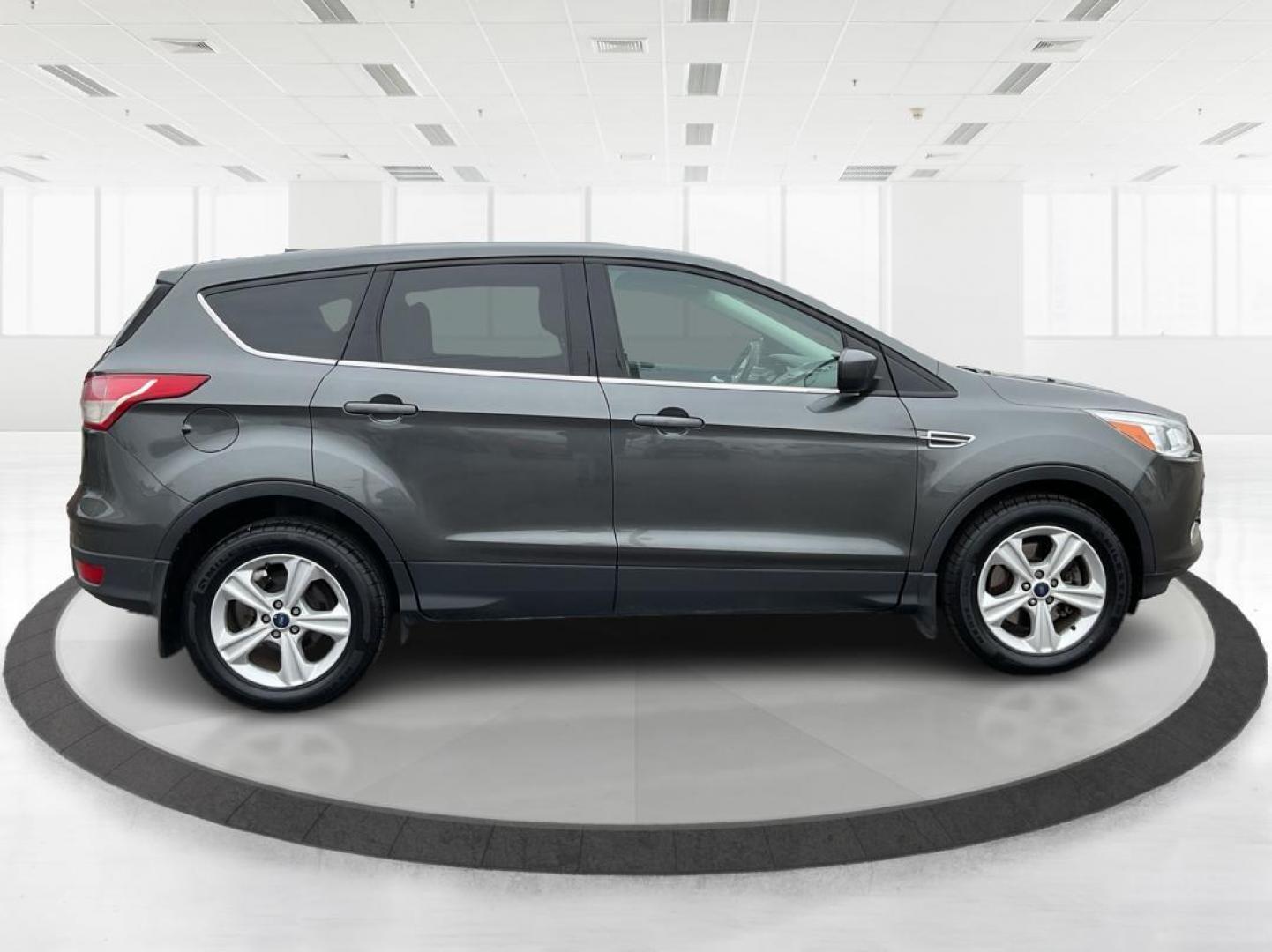 2016 Ford Escape SE 4WD (1FMCU9G98GU) with an Other engine, located at 1099 N County Rd 25A, Troy, OH, 45373, (937) 908-9800, 40.057079, -84.212883 - 2016 Ford Escape SE 4WD - Photo#1