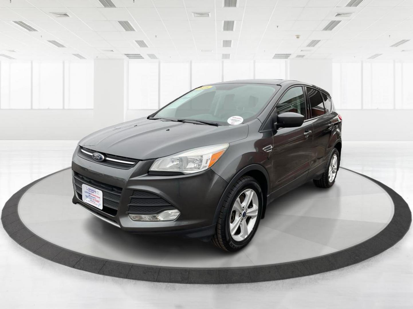 2016 Ford Escape SE 4WD (1FMCU9G98GU) with an Other engine, located at 1099 N County Rd 25A, Troy, OH, 45373, (937) 908-9800, 40.057079, -84.212883 - 2016 Ford Escape SE 4WD - Photo#7