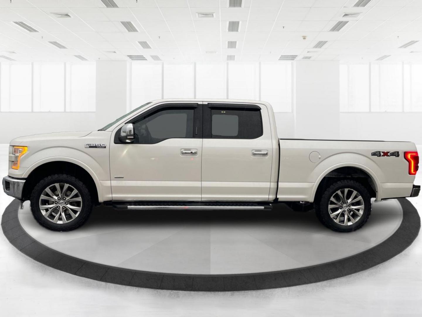 2016 Ford F-150 Lariat SuperCrew 5.5-ft. Bed 4WD (1FTFW1EG3GF) with an 3.5 V6 engine, 6-Speed Automatic transmission, located at 880 E. National Road, Vandalia, OH, 45377, (937) 908-9800, 39.891918, -84.183594 - 2016 Ford F-150 Lariat SuperCrew 5.5-ft. Bed 4WD - Photo#5