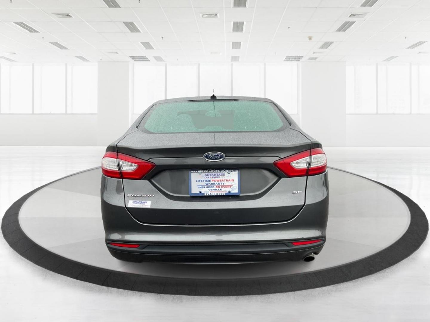 2016 Ford Fusion SE (3FA6P0H79GR) with an Other engine, located at 4508 South Dixie Dr, Moraine, OH, 45439, (937) 908-9800, 39.689976, -84.218452 - 2016 Ford Fusion SE - Photo#3