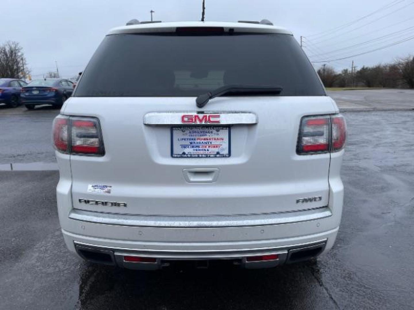 2016 White Frost Tricoat GMC Acadia Denali AWD (1GKKVTKDXGJ) with an 3.6L V6 DOHC 24V engine, 6-Speed Automatic transmission, located at 1099 N County Rd 25A, OH, 45373, (937) 908-9800, 40.057079, -84.212883 - Photo#4