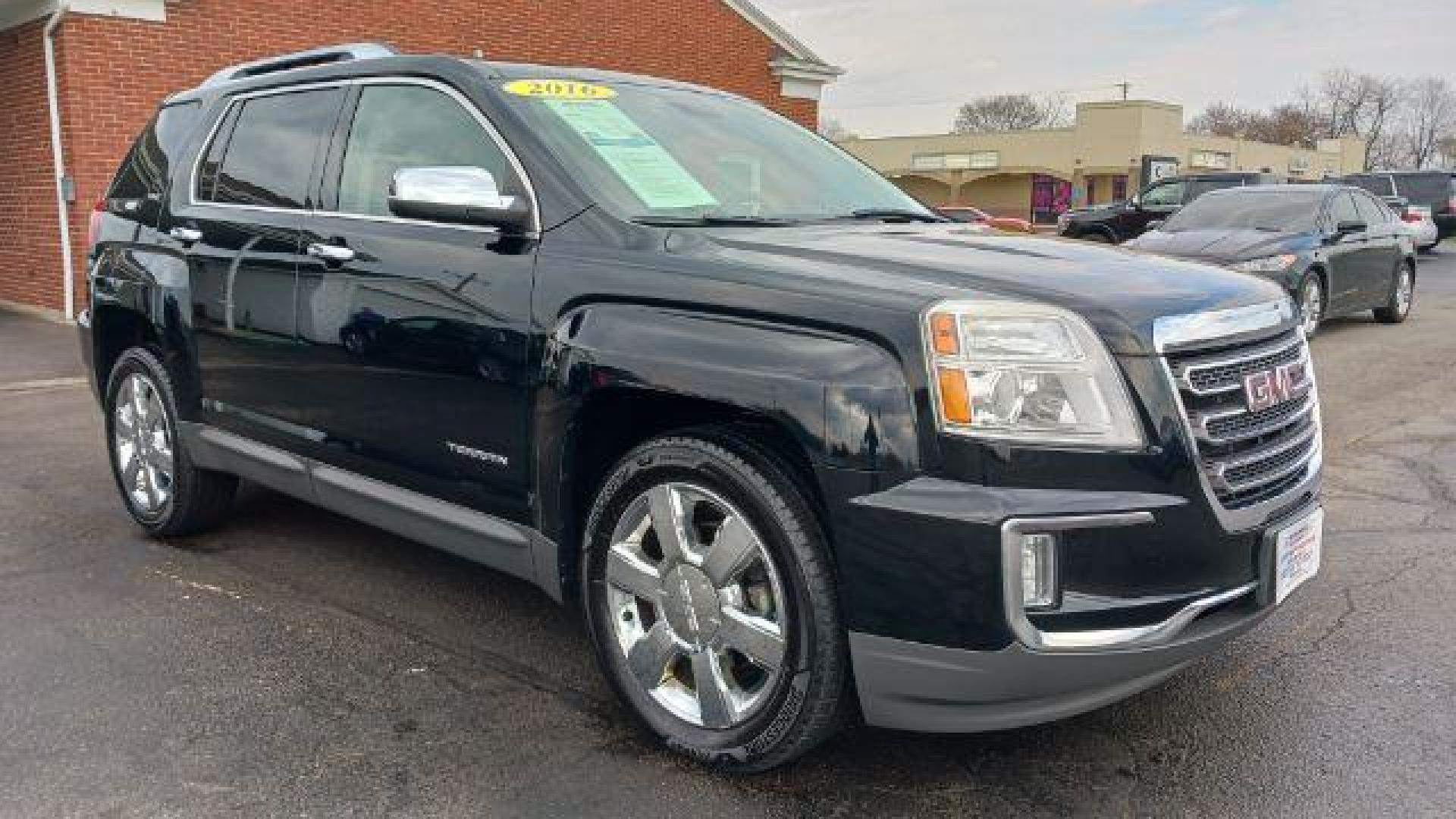 2016 Onyx Black GMC Terrain SLT FWD (2GKFLPE33G6) with an 3.6L V6 DOHC 24V engine, 6-Speed Automatic transmission, located at 4508 South Dixie Dr, Moraine, OH, 45439, (937) 908-9800, 39.690136, -84.216438 - Photo#0