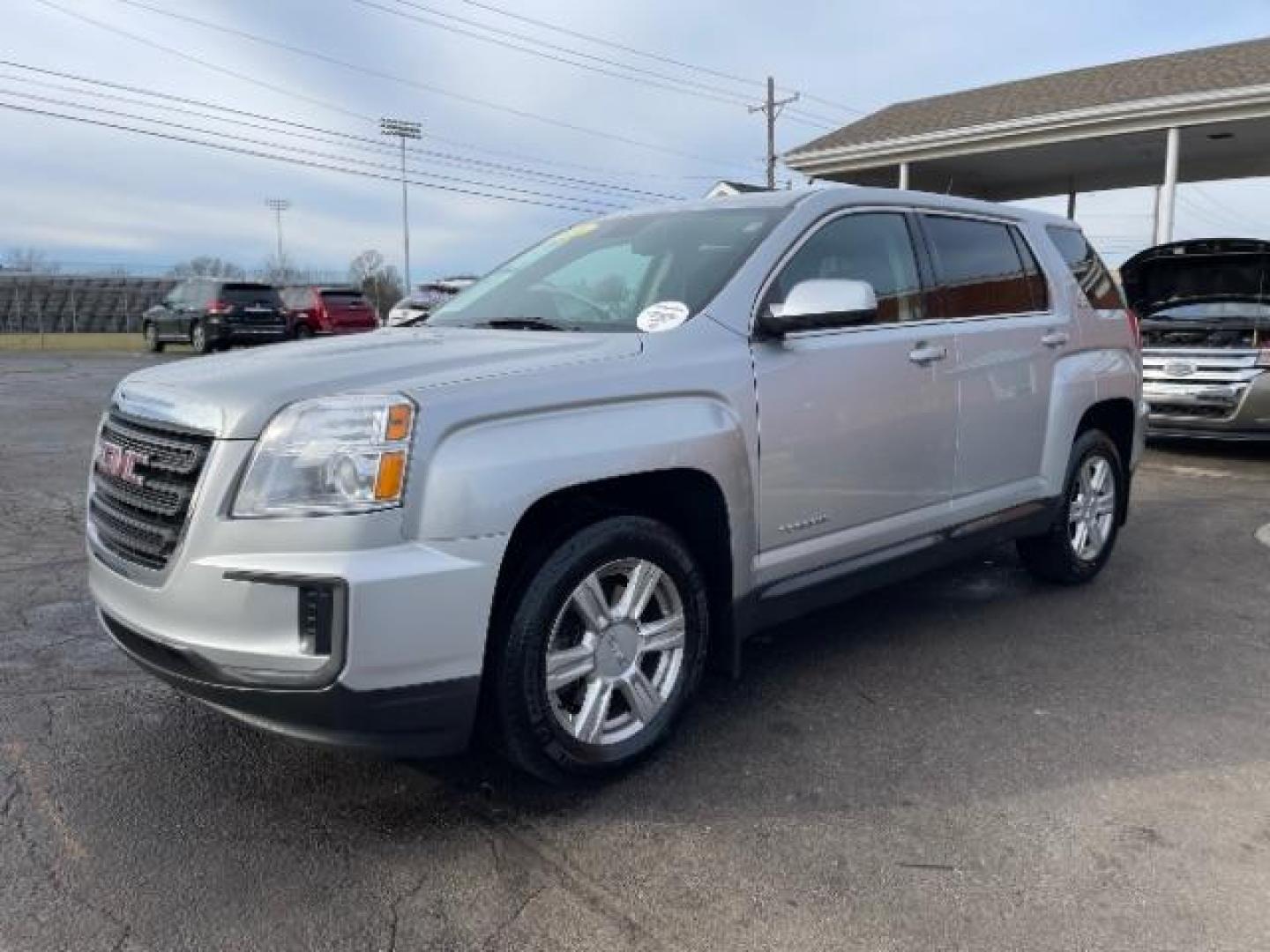 2016 Quicksilver Metallic GMC Terrain SLE2 AWD (2GKFLSEK2G6) with an 2.4L L4 DOHC 16V engine, 6-Speed Automatic transmission, located at 1230 East Main St, Xenia, OH, 45385, (937) 908-9800, 39.687321, -83.910294 - Photo#1