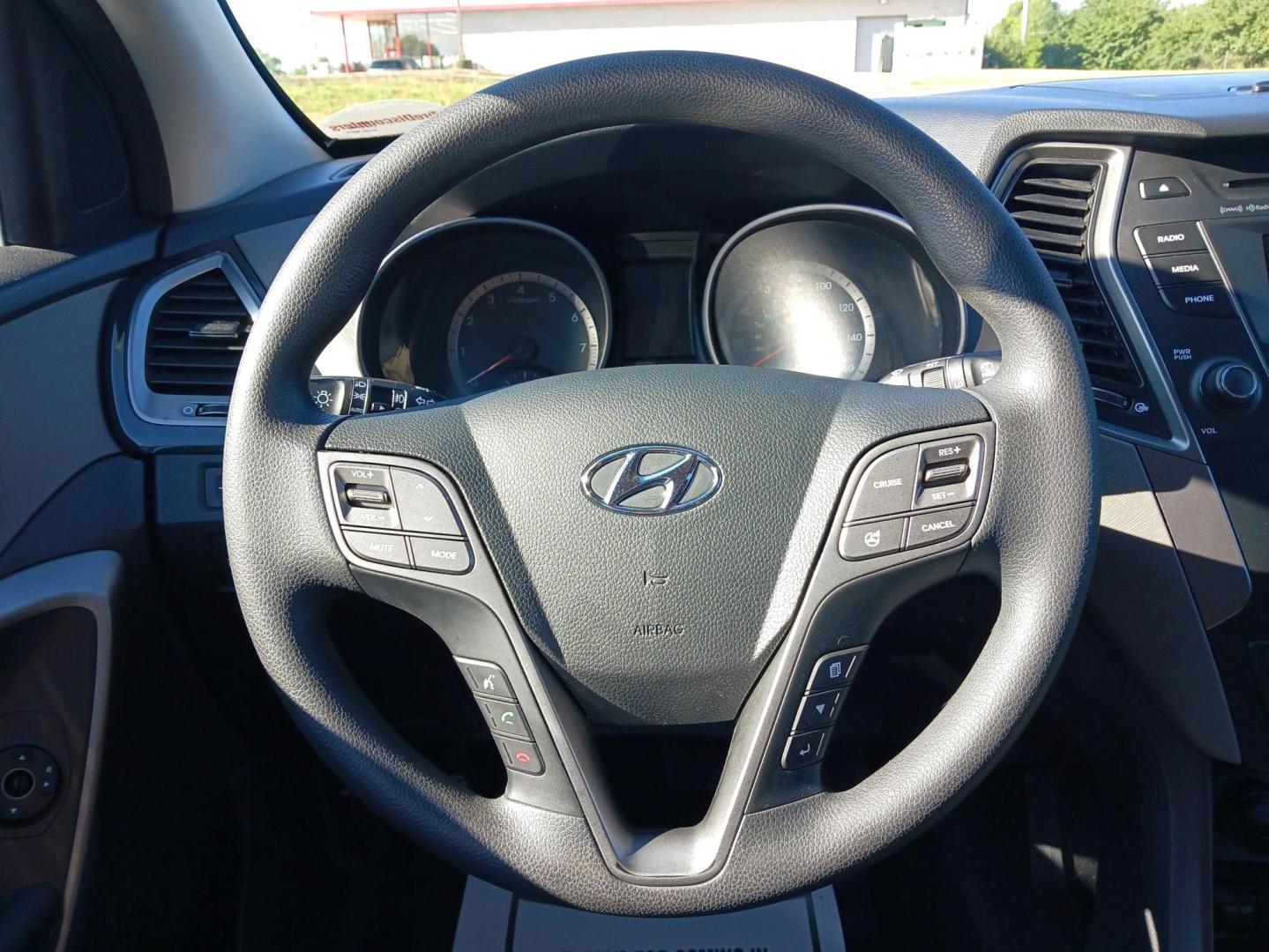 2016 Marlin Blue Hyundai Santa Fe Sport 2.4 AWD (5XYZUDLB5GG) with an 2.4L L4 DOHC 16V engine, 6-Speed Automatic transmission, located at 1951 S Dayton Lakeview Rd., New Carlisle, OH, 45344, (937) 908-9800, 39.890999, -84.050255 - Photo#15