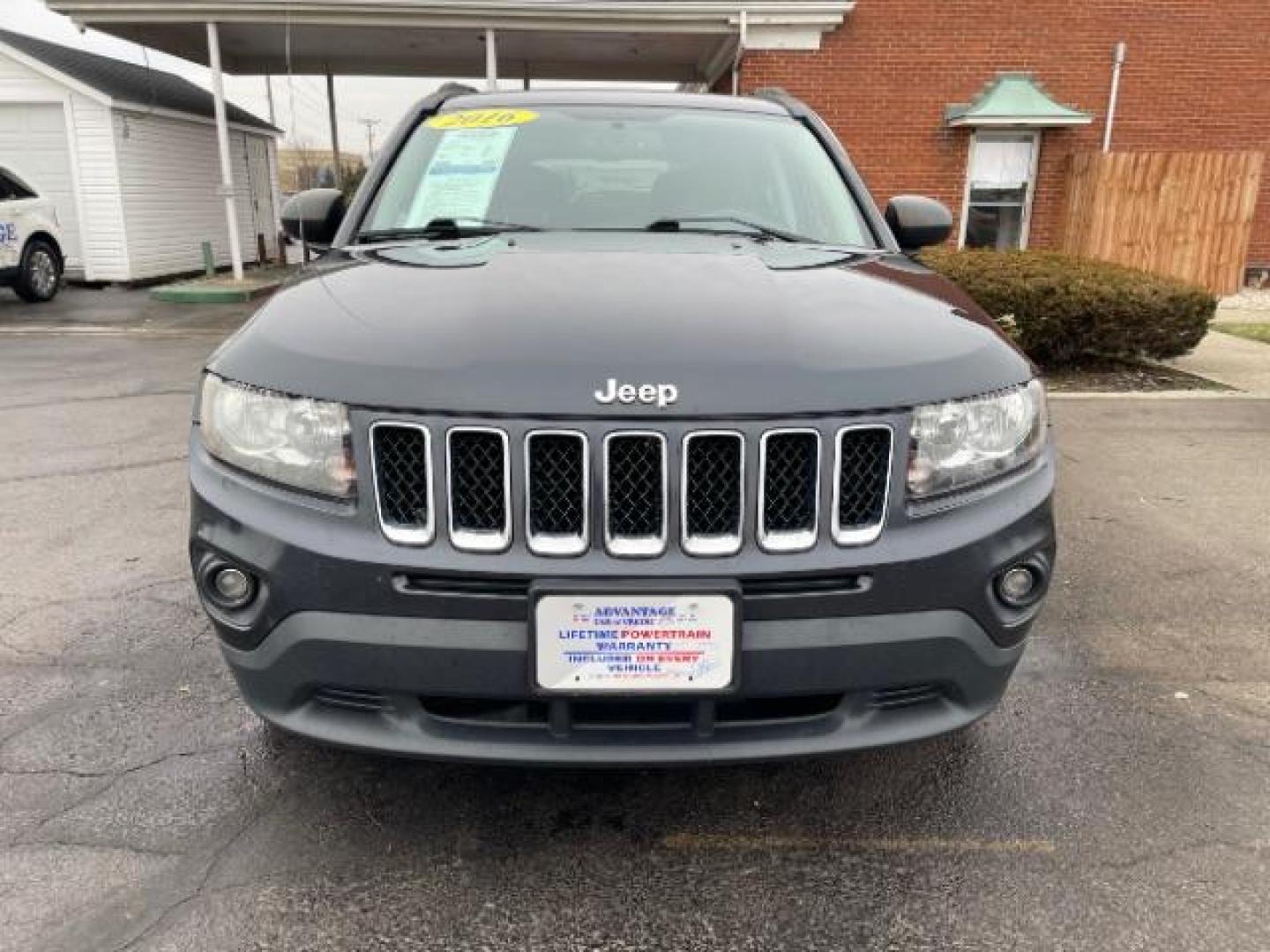 2016 Blue Jeep Compass Sport 4WD (1C4NJDBB5GD) with an 2.4L L4 DOHC 16V engine, located at 1230 East Main St, Xenia, OH, 45385, (937) 908-9800, 39.687321, -83.910294 - Photo#2