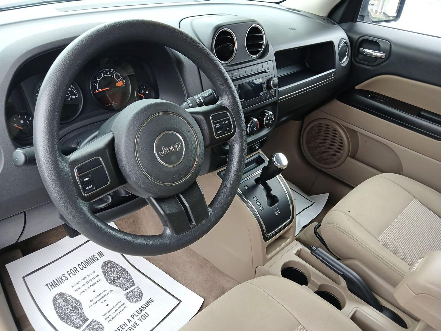 2016 White Jeep Patriot Sport 2WD (1C4NJPBA7GD) with an 2.0L L4 DOHC 16V engine, located at 401 Woodman Dr, Riverside, OH, 45431, (937) 908-9800, 39.763779, -84.122063 - Photo#8