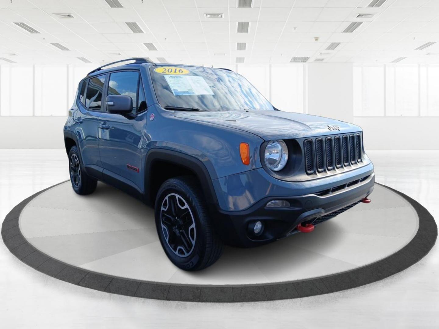 2016 Granite Crystal Metallic Clear Coat Jeep Renegade (ZACCJBCT3GP) with an 2.4L L4 DOHC 16V engine, 9-Speed Automatic transmission, located at 401 Woodman Dr, Riverside, OH, 45431, (937) 908-9800, 39.763779, -84.122063 - Photo#5