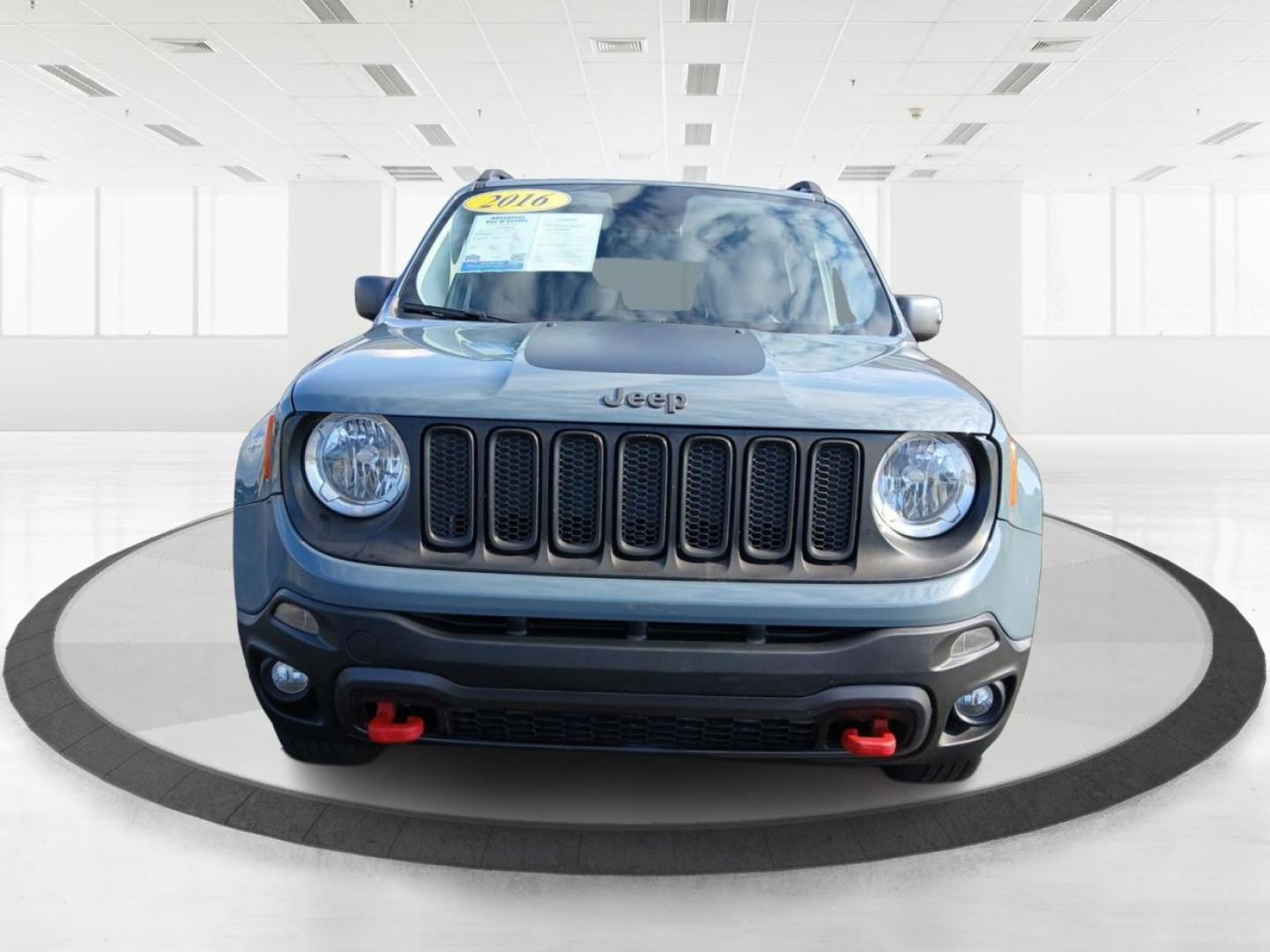 2016 Granite Crystal Metallic Clear Coat Jeep Renegade (ZACCJBCT3GP) with an 2.4L L4 DOHC 16V engine, 9-Speed Automatic transmission, located at 401 Woodman Dr, Riverside, OH, 45431, (937) 908-9800, 39.763779, -84.122063 - Photo#6