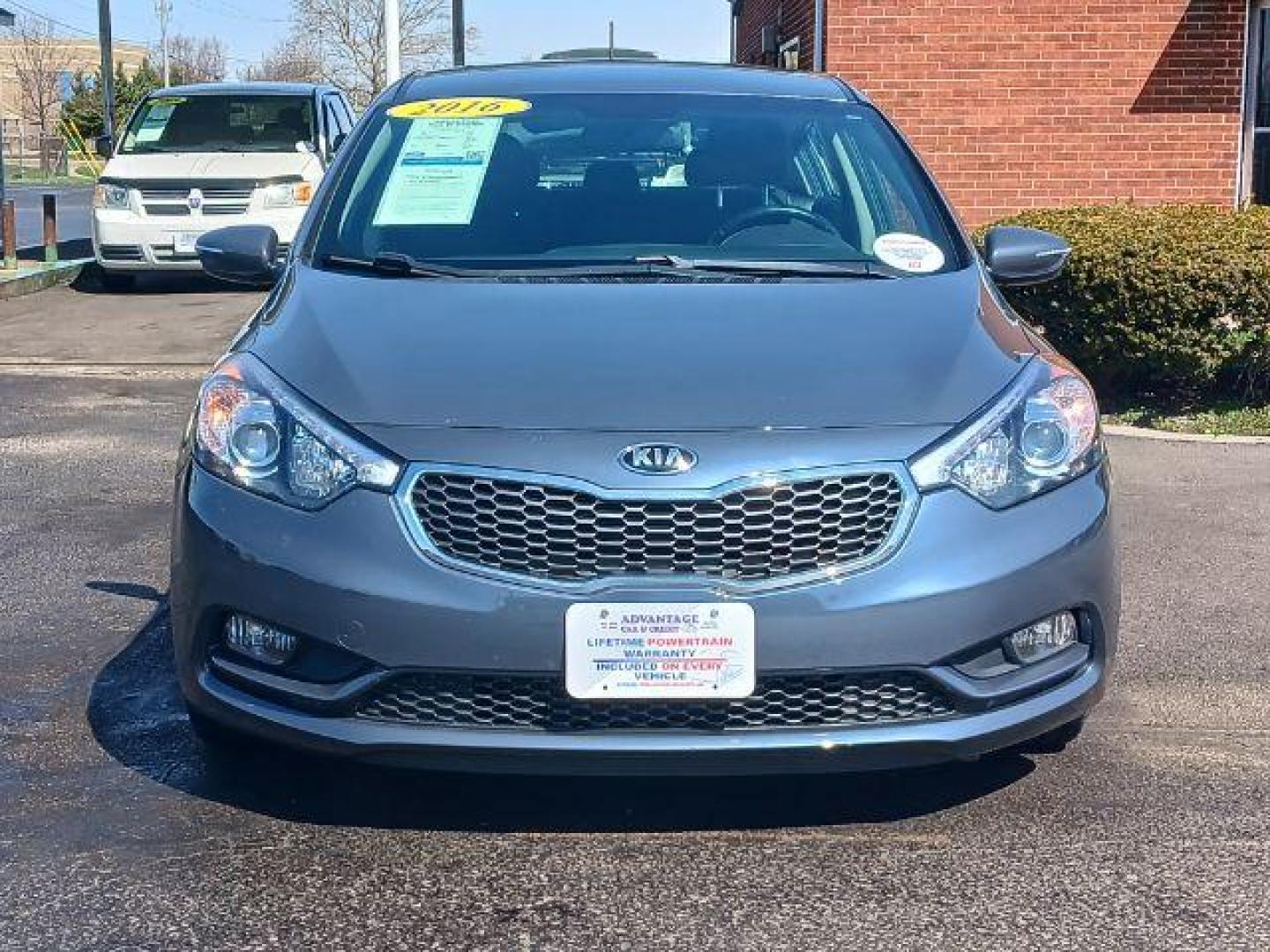 2016 Steel Blue Kia Forte 5-Door EX (KNAFX5A85G5) with an 2.0L L4 DOHC 16V engine, 6-Speed Automatic transmission, located at 1951 S Dayton Lakeview Rd., New Carlisle, OH, 45344, (937) 908-9800, 39.890999, -84.050255 - Photo#1