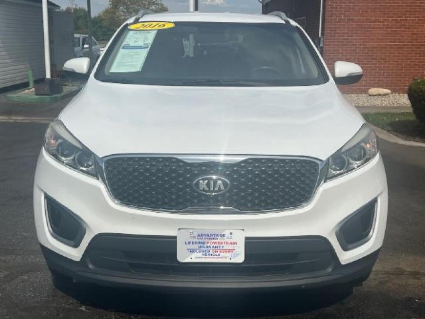 2016 Snow White Pearl Kia Sorento LX V6 AWD (5XYPGDA50GG) with an 3.3L V6 DOHC 24V engine, 6-Speed Automatic transmission, located at 1951 S Dayton Lakeview Rd., New Carlisle, OH, 45344, (937) 908-9800, 39.890999, -84.050255 - Photo#1