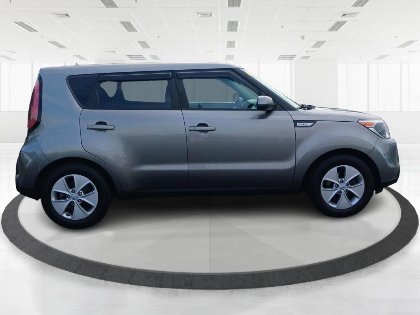 2016 Titanium Gray Kia Soul Base 6A (KNDJN2A23G7) with an 1.6L L4 DOHC 16V engine, 6-Speed Automatic transmission, located at 1951 S Dayton Lakeview Rd., New Carlisle, OH, 45344, (937) 908-9800, 39.890999, -84.050255 - Photo#1