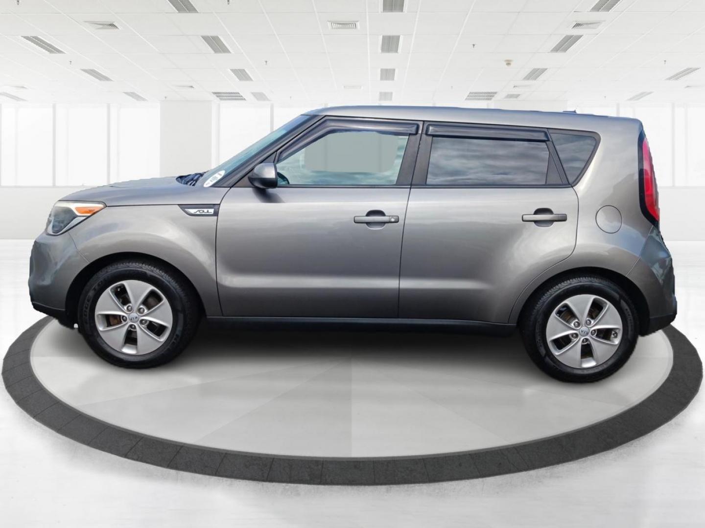 2016 Titanium Gray Kia Soul Base 6A (KNDJN2A23G7) with an 1.6L L4 DOHC 16V engine, 6-Speed Automatic transmission, located at 1951 S Dayton Lakeview Rd., New Carlisle, OH, 45344, (937) 908-9800, 39.890999, -84.050255 - Photo#5