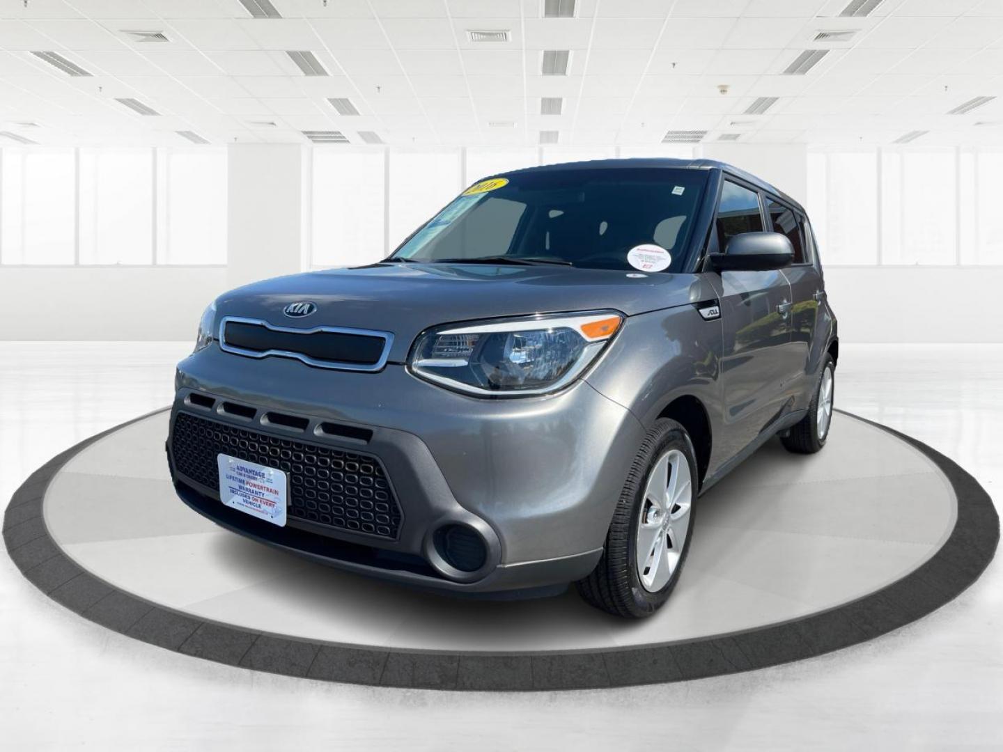 2016 Titanium Gray Kia Soul Base 6A (KNDJN2A20G7) with an 1.6L L4 DOHC 16V engine, 6-Speed Automatic transmission, located at 401 Woodman Dr, Riverside, OH, 45431, (937) 908-9800, 39.763779, -84.122063 - Photo#7