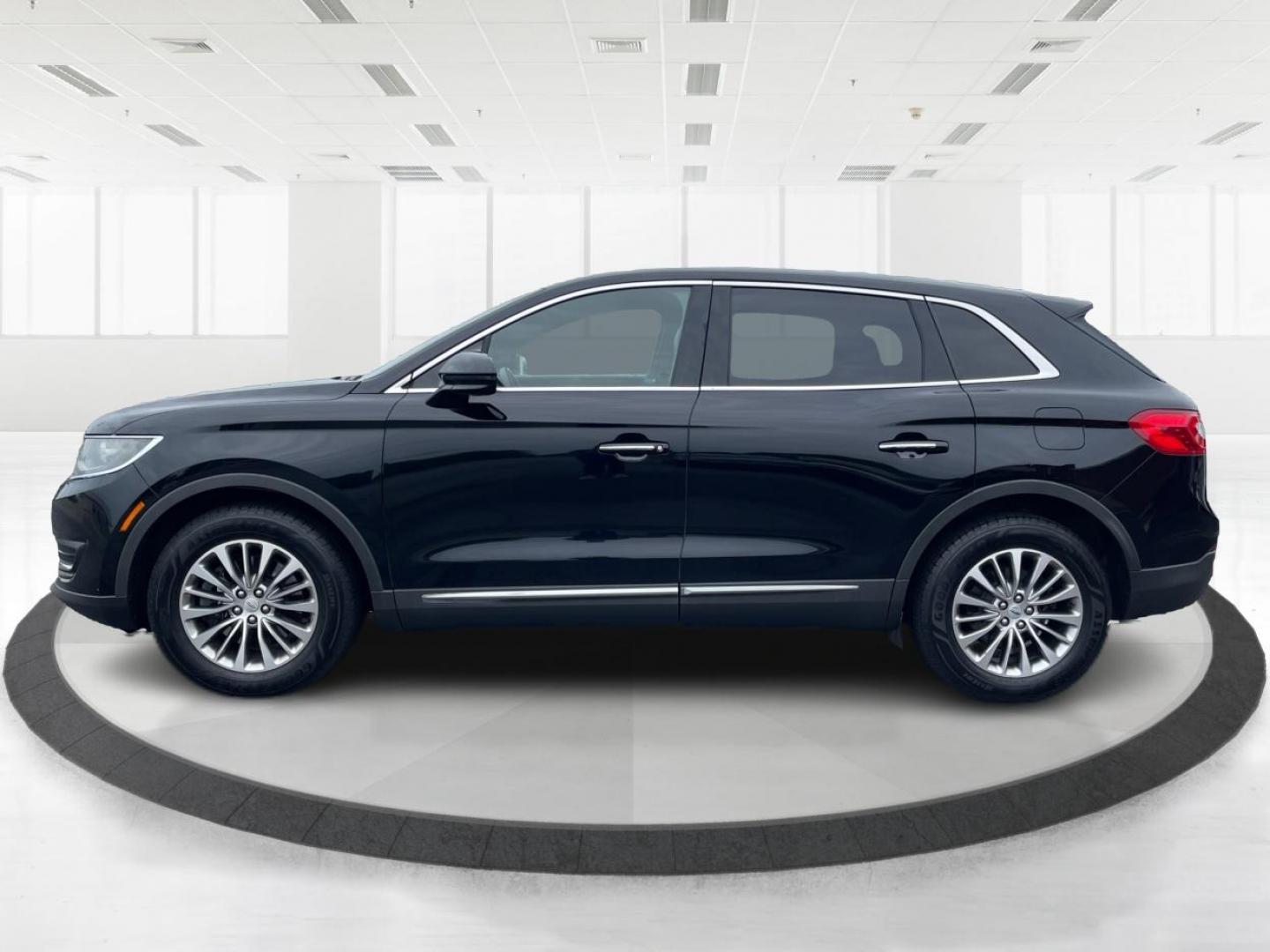 2016 Black Velvet Metallic Lincoln MKX Select AWD (2LMTJ8KR7GB) with an 3.7L V6 DOHC 24V engine, 6A transmission, located at 1184 Kauffman Ave, Fairborn, OH, 45324, (937) 908-9800, 39.807365, -84.029114 - Photo#5