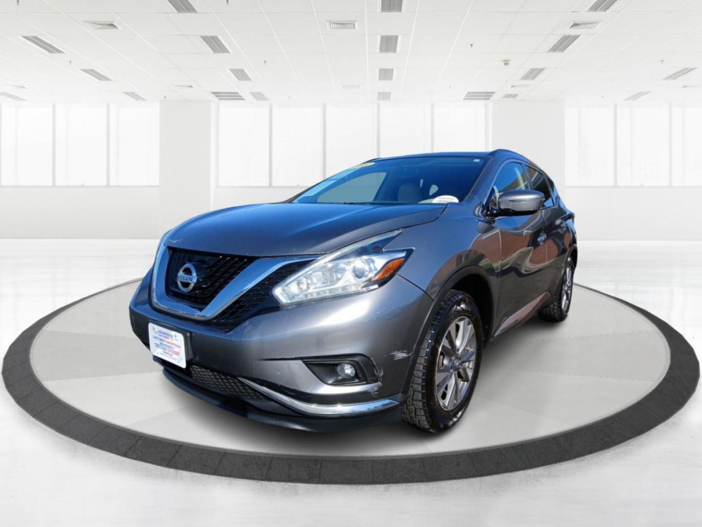 2016 Gun Metallic Nissan Murano Platinum FWD (5N1AZ2MG2GN) with an 3.5L V6 DOHC 24V engine, CVT transmission, located at 1951 S Dayton Lakeview Rd., New Carlisle, OH, 45344, (937) 908-9800, 39.890999, -84.050255 - Photo#7