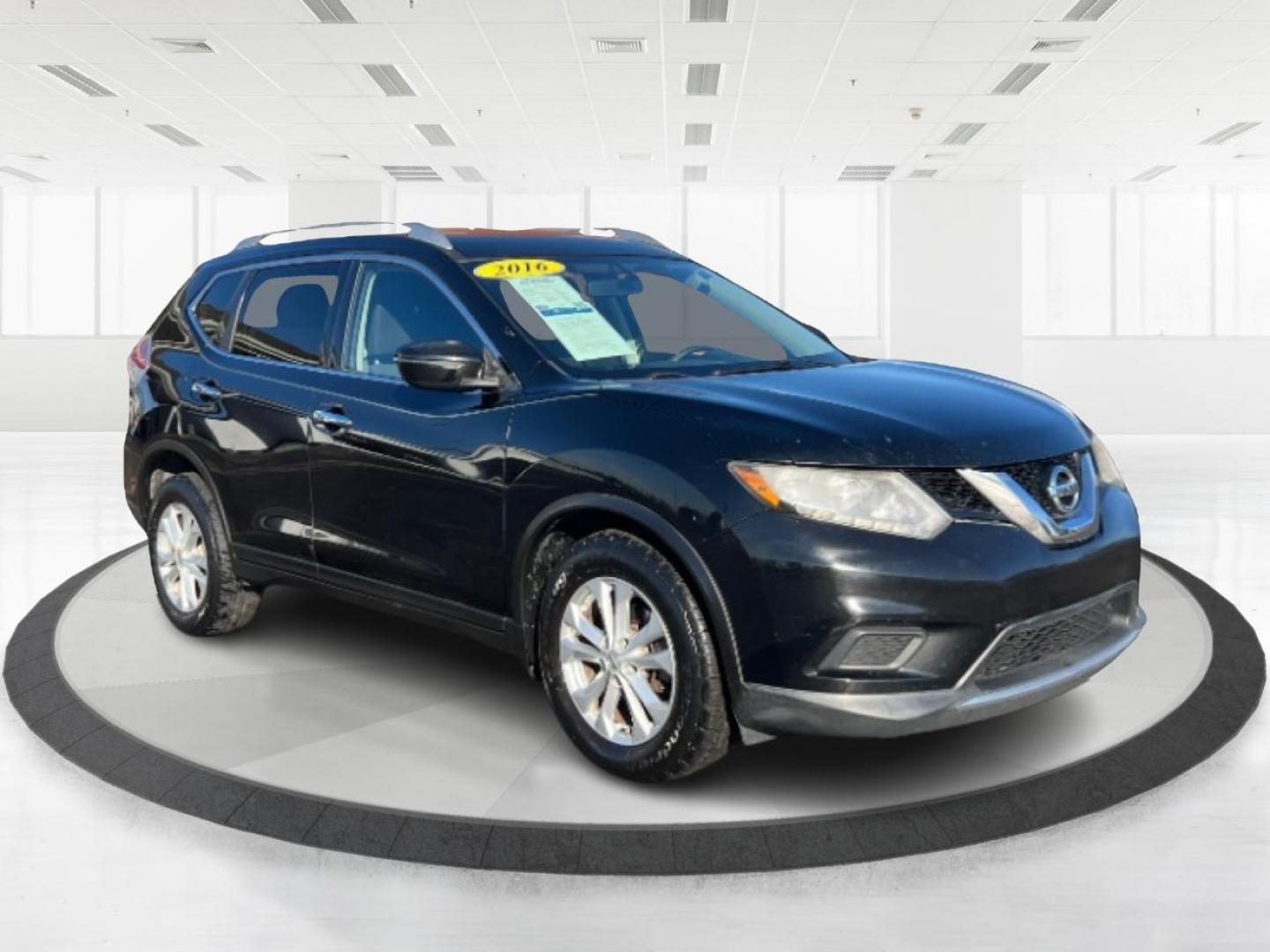 2016 Nissan Rogue SV 2WD (KNMAT2MT6GP) with an 2.5L L4 DOHC 16V engine, Continuously Variable Transmission transmission, located at 1184 Kauffman Ave, Fairborn, OH, 45324, (937) 908-9800, 39.807072, -84.030914 - 2016 Nissan Rogue SV 2WD - Photo#0