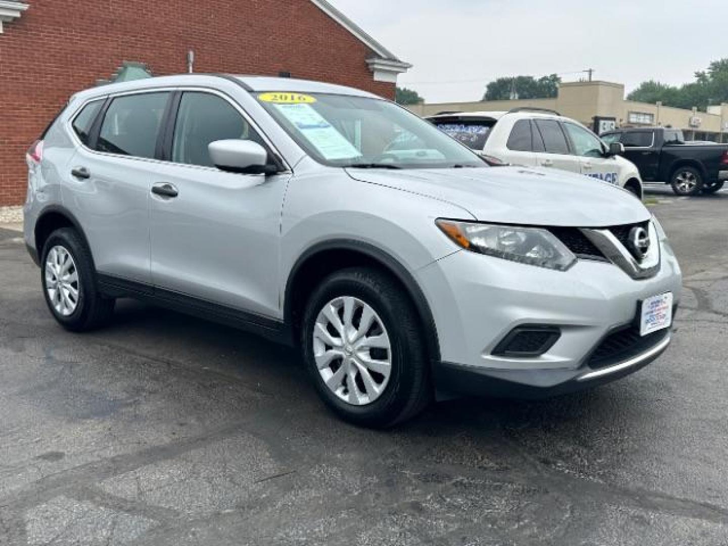 2016 Brilliant Silver Nissan Rogue S AWD (5N1AT2MV5GC) with an 2.5L L4 DOHC 16V engine, Continuously Variable Transmission transmission, located at 880 E. National Road, Vandalia, OH, 45377, (937) 908-9800, 39.892189, -84.181015 - Photo#0