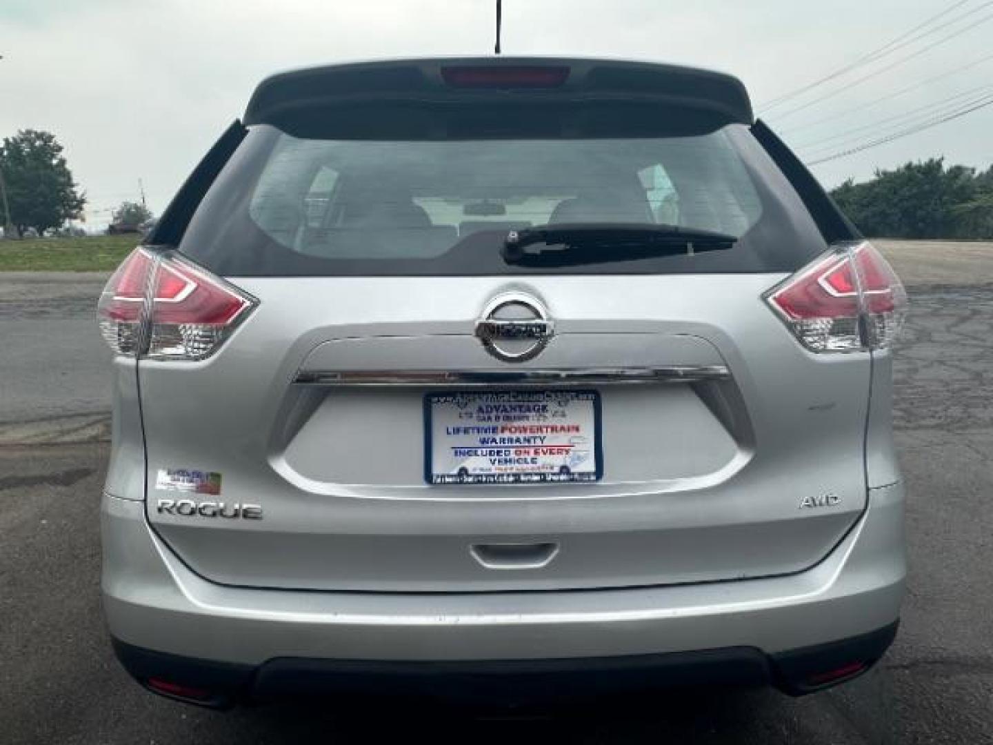 2016 Brilliant Silver Nissan Rogue S AWD (5N1AT2MV5GC) with an 2.5L L4 DOHC 16V engine, Continuously Variable Transmission transmission, located at 880 E. National Road, Vandalia, OH, 45377, (937) 908-9800, 39.892189, -84.181015 - Photo#3