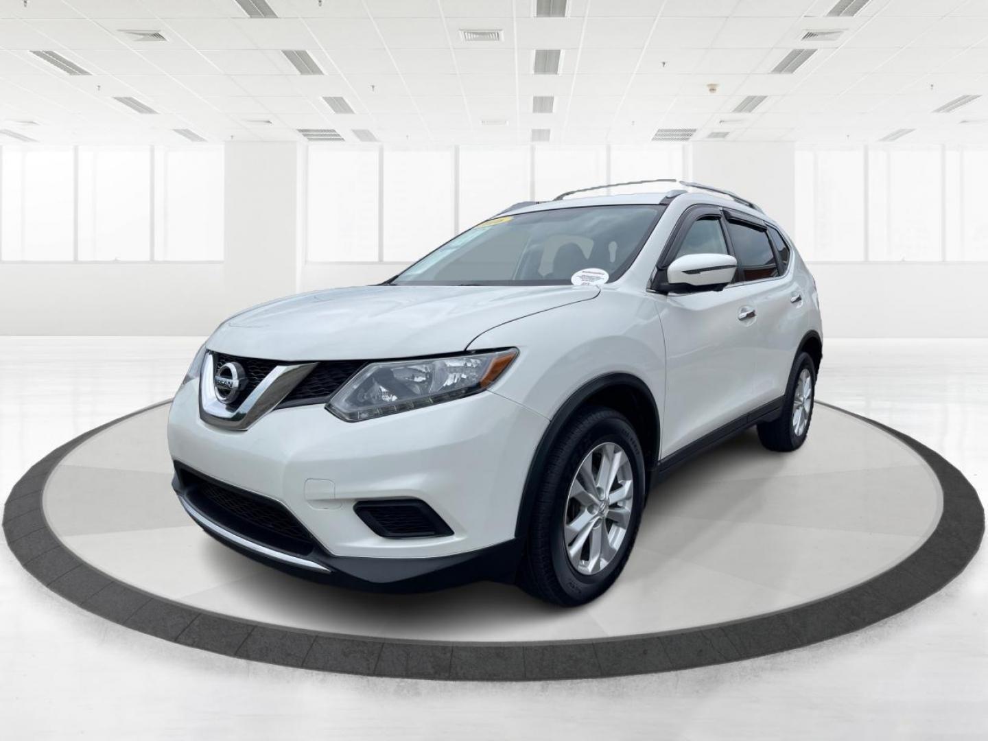 2016 Pearl White Nissan Rogue SV AWD (KNMAT2MV7GP) with an 2.5L L4 DOHC 16V engine, Continuously Variable Transmission transmission, located at 4508 South Dixie Dr, Moraine, OH, 45439, (937) 908-9800, 39.690136, -84.216438 - Photo#7