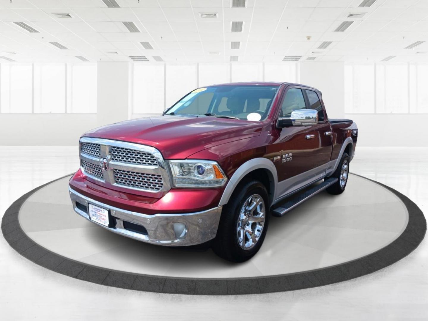 2016 Flame Red Clear Coat RAM 1500 (1C6RR7JT9GS) with an 5.7L V8 OHV 16V engine, 8-Speed Automatic transmission, located at 1230 East Main St, Xenia, OH, 45385, (937) 908-9800, 39.687321, -83.910294 - Photo#7