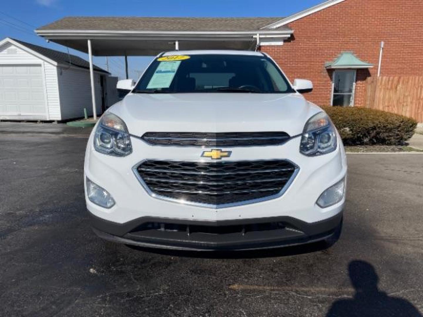 2017 Summit White Chevrolet Equinox LT AWD (2GNFLFEK1H6) with an 2.4L L4 DOHC 16V FFV engine, 6-Speed Automatic transmission, located at 1951 S Dayton Lakeview Rd., New Carlisle, OH, 45344, (937) 908-9800, 39.890999, -84.050255 - Photo#2