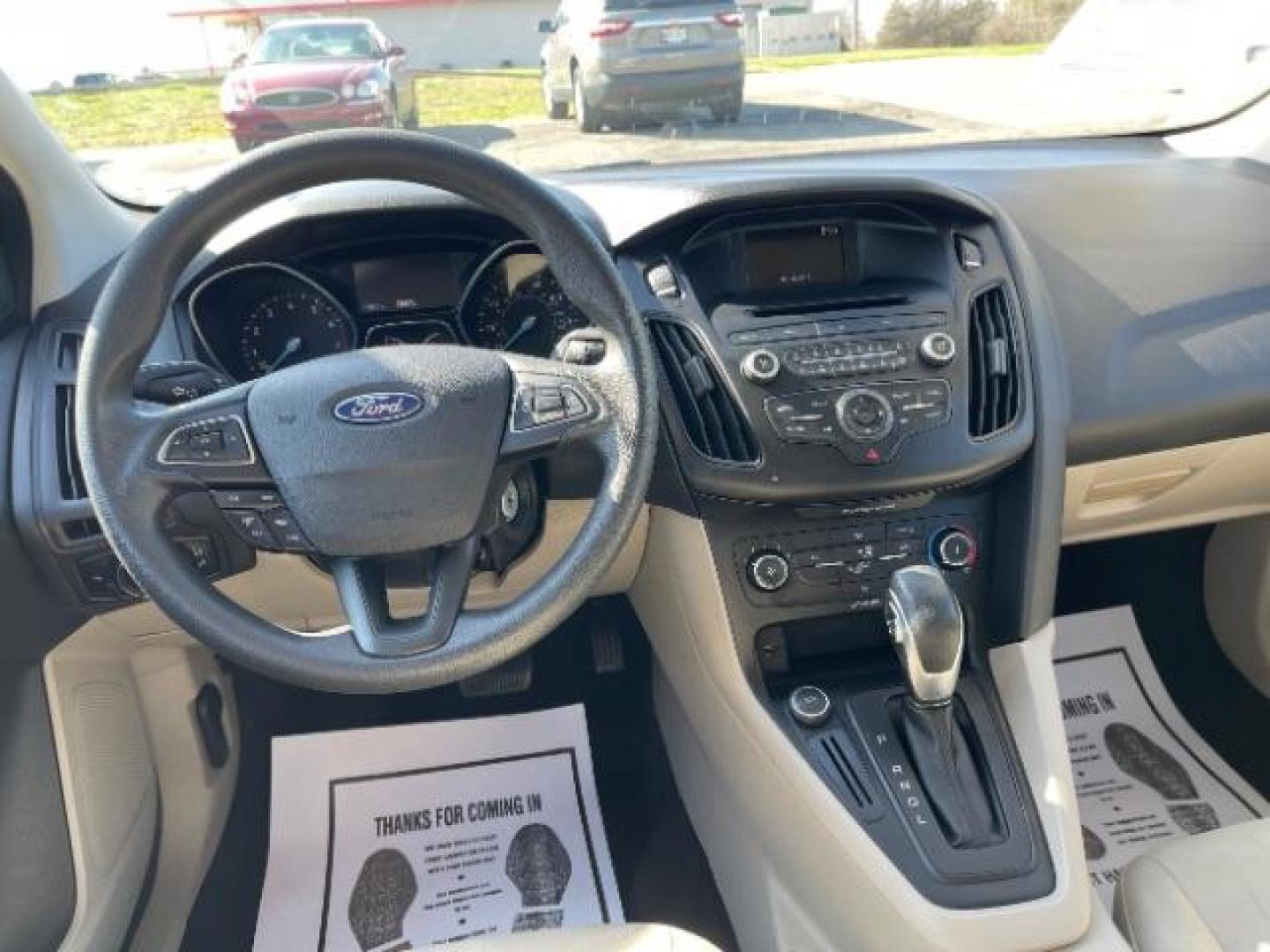 2017 Oxford White Ford Focus SE Hatch (1FADP3K22HL) with an 2.0L L4 DOHC 16V engine, located at 1099 N County Rd 25A, OH, 45373, (937) 908-9800, 40.057079, -84.212883 - Photo#7