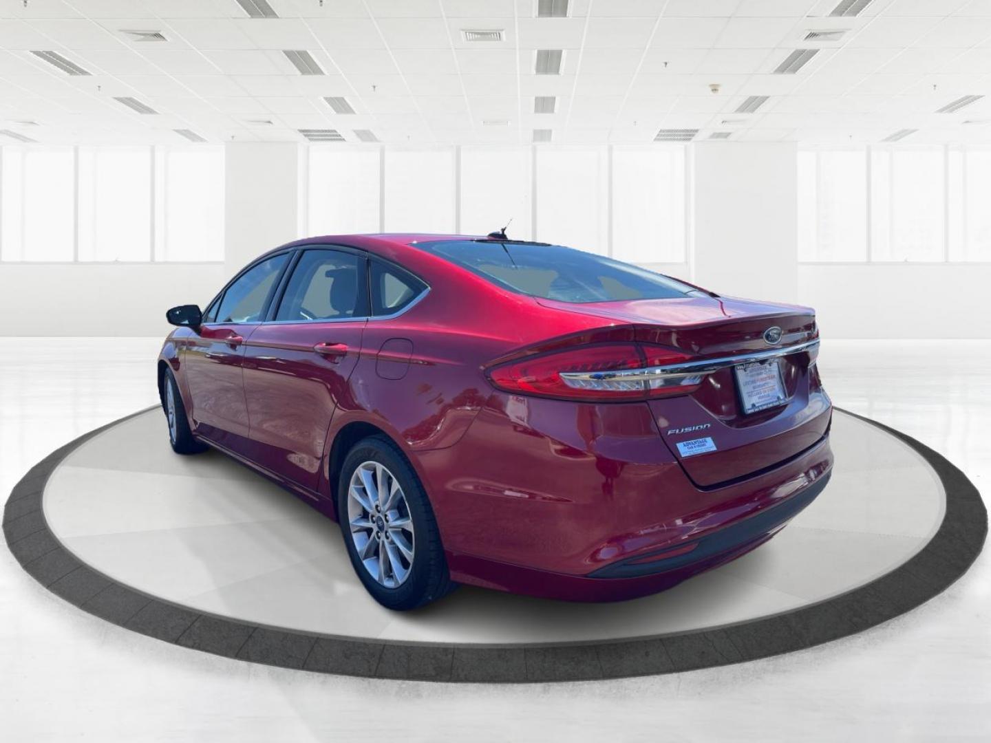 2017 Ruby Red Metallic Tinted Clearcoat Ford Fusion SE (3FA6P0H74HR) with an 2.5L L4 DOHC 16V engine, 6-Speed Automatic transmission, located at 1951 S Dayton Lakeview Rd., New Carlisle, OH, 45344, (937) 908-9800, 39.890999, -84.050255 - Photo#4