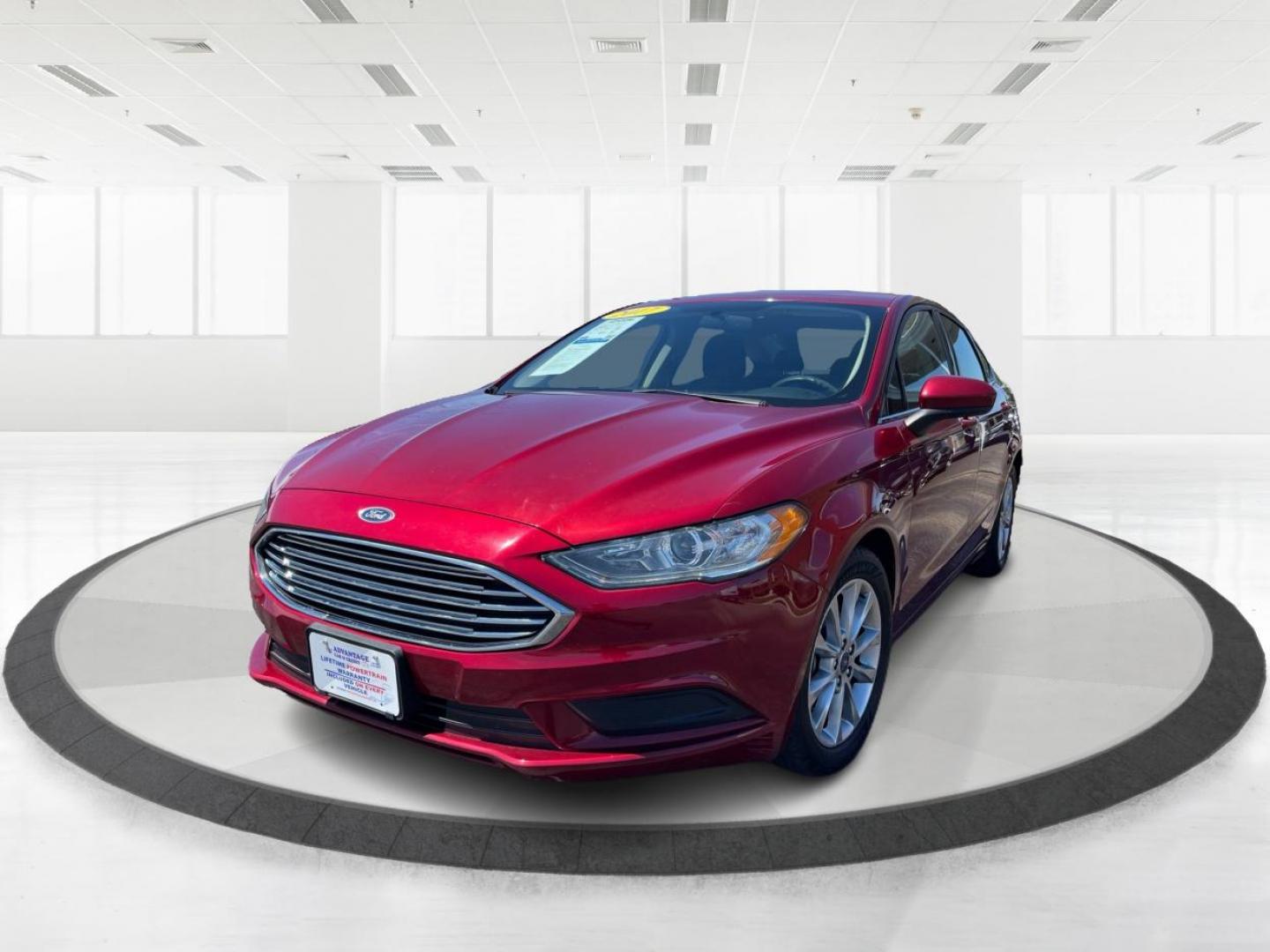 2017 Ruby Red Metallic Tinted Clearcoat Ford Fusion SE (3FA6P0H74HR) with an 2.5L L4 DOHC 16V engine, 6-Speed Automatic transmission, located at 1951 S Dayton Lakeview Rd., New Carlisle, OH, 45344, (937) 908-9800, 39.890999, -84.050255 - Photo#7