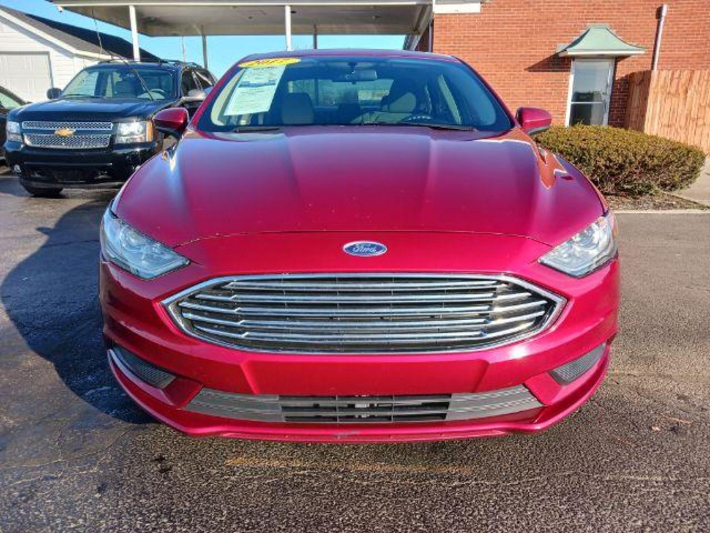 2017 Ruby Red Metallic Tinted Clearcoat Ford Fusion SE (3FA6P0H74HR) with an 2.5L L4 DOHC 16V engine, 6-Speed Automatic transmission, located at 1230 East Main St, Xenia, OH, 45385, (937) 908-9800, 39.687321, -83.910294 - Photo#1