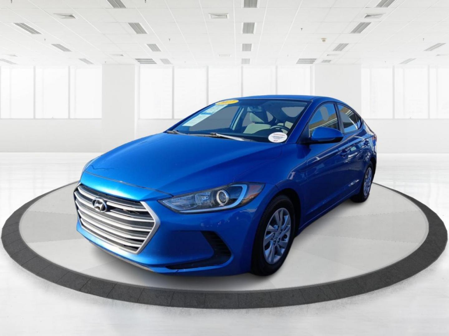 2017 Electric Blue Hyundai Elantra SE 6AT (KMHD74LF4HU) with an 1.8L L4 DOHC 16V engine, 6A transmission, located at 1230 East Main St, Xenia, OH, 45385, (937) 908-9800, 39.687321, -83.910294 - Photo#7