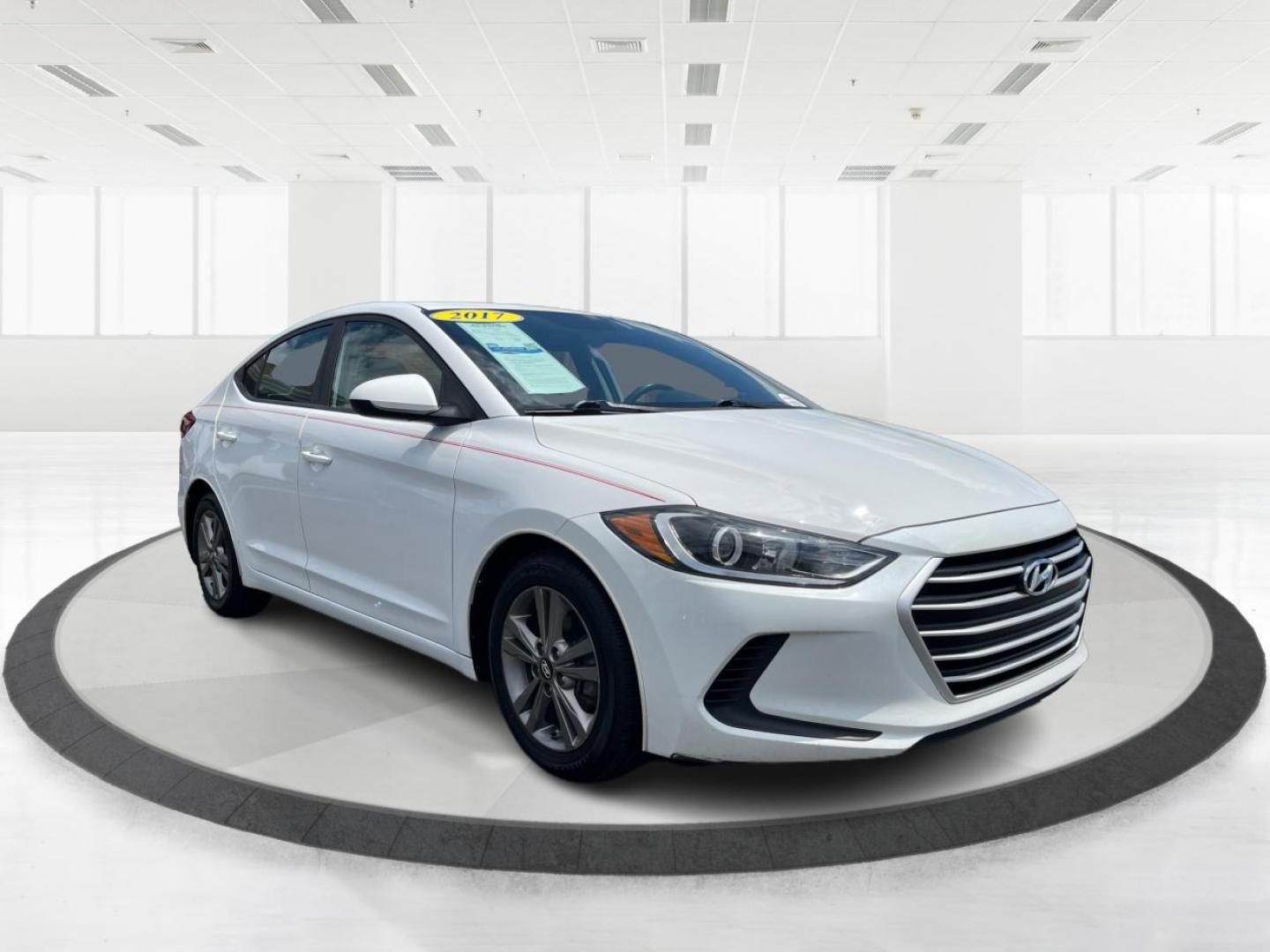 2017 White Hyundai Elantra SE (5NPD84LF6HH) , located at 1230 East Main St, Xenia, OH, 45385, (937) 908-9800, 39.687321, -83.910294 - Photo#0