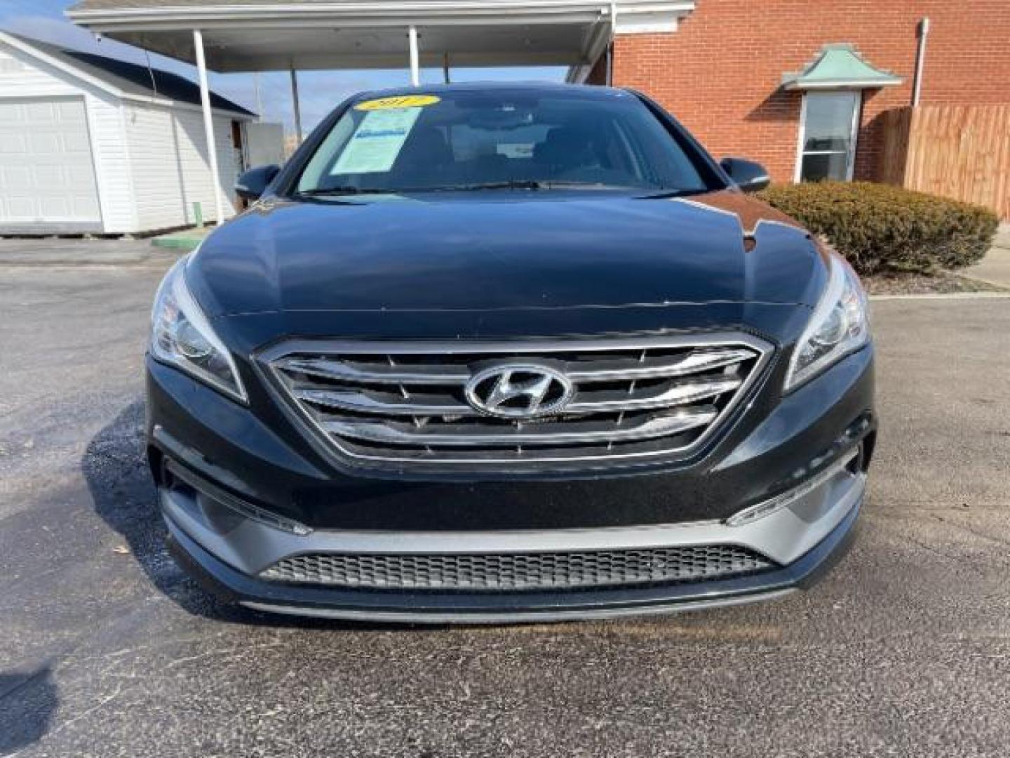 2017 Phantom Black Hyundai Sonata Sport (5NPE34AF3HH) with an 2.4L L4 DOHC 16V engine, 6-Speed Automatic transmission, located at 1951 S Dayton Lakeview Rd., New Carlisle, OH, 45344, (937) 908-9800, 39.890999, -84.050255 - Photo#4