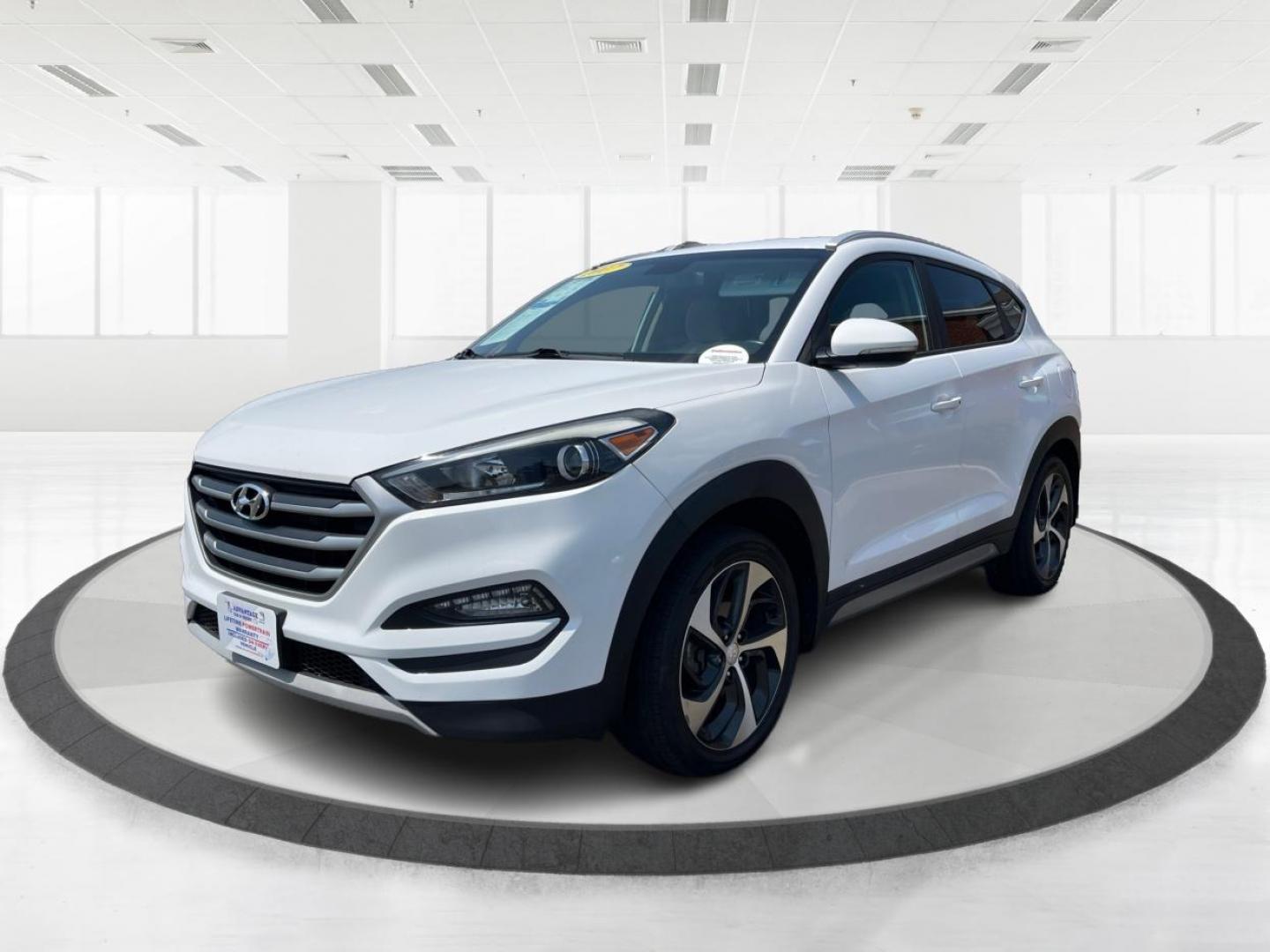 2017 Dazzling White Hyundai Tucson (KM8J3CA22HU) with an 1.6L L4 DOHC 16V engine, 7-Speed Automatic transmission, located at 1184 Kauffman Ave, Fairborn, OH, 45324, (937) 908-9800, 39.807365, -84.029114 - Photo#7