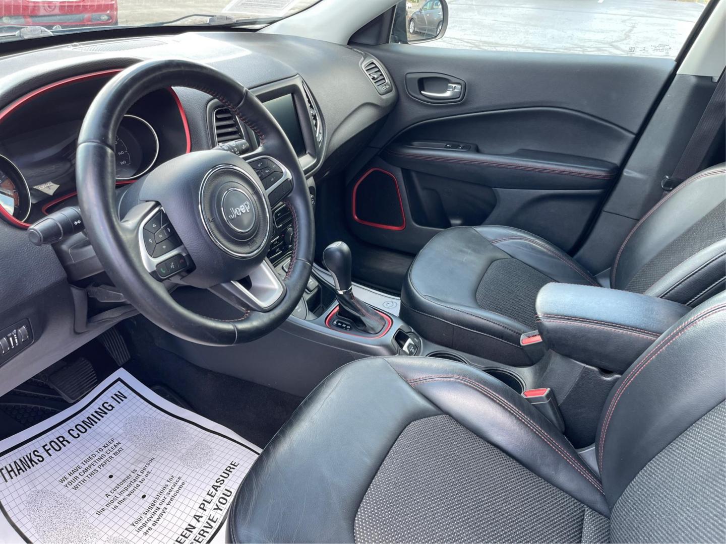 2017 Black Jeep Compass (3C4NJDDB0HT) with an 2.4L L4 DOHC 16V engine, Continuously Variable Transmission transmission, located at 4508 South Dixie Dr, Moraine, OH, 45439, (937) 908-9800, 39.690136, -84.216438 - Photo#8