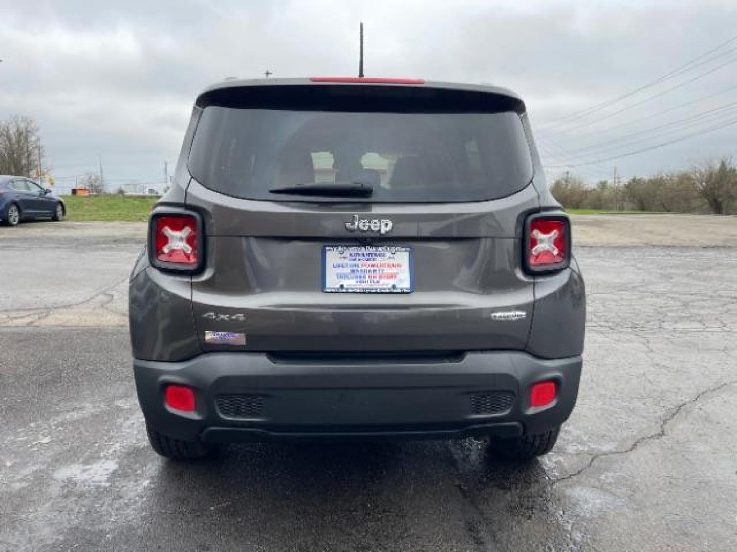 2017 Granite Crystal Metallic Clear Coat Jeep Renegade Latitude 4WD (ZACCJBBB6HP) with an 2.4L L4 DOHC 16V engine, 6-Speed Manual transmission, located at 1099 N County Rd 25A, OH, 45373, (937) 908-9800, 40.057079, -84.212883 - Photo#3