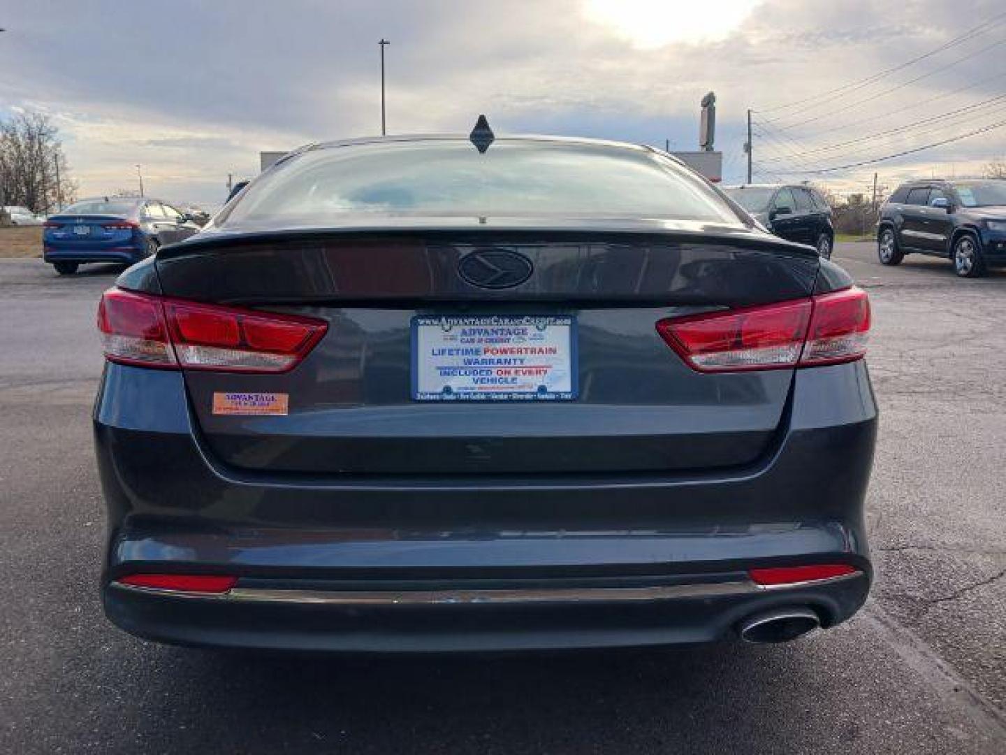 2017 Platinum Graphite Kia Optima LX (5XXGT4L31HG) with an 2.4L L4 DOHC 16V engine, 6-Speed Automatic transmission, located at 1184 Kauffman Ave, Fairborn, OH, 45324, (937) 908-9800, 39.807365, -84.029114 - Photo#5