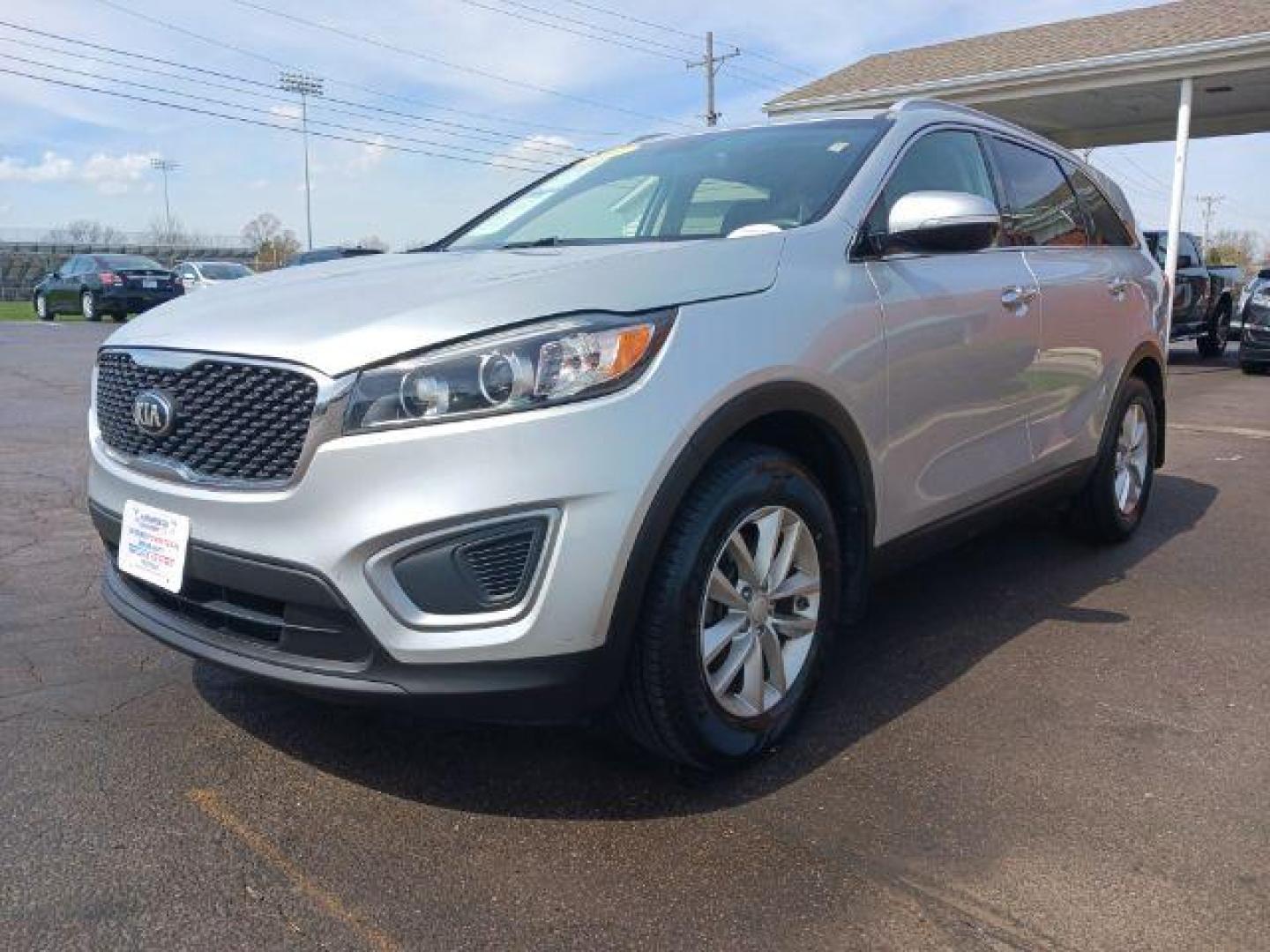 2017 Kia Sorento LX 2WD (5XYPG4A37HG) with an 2.4L L4 DOHC 16V engine, 6-Speed Automatic transmission, located at 4508 South Dixie Dr, Moraine, OH, 45439, (937) 908-9800, 39.689976, -84.218452 - 2017 Kia Sorento LX 2WD - Photo#1