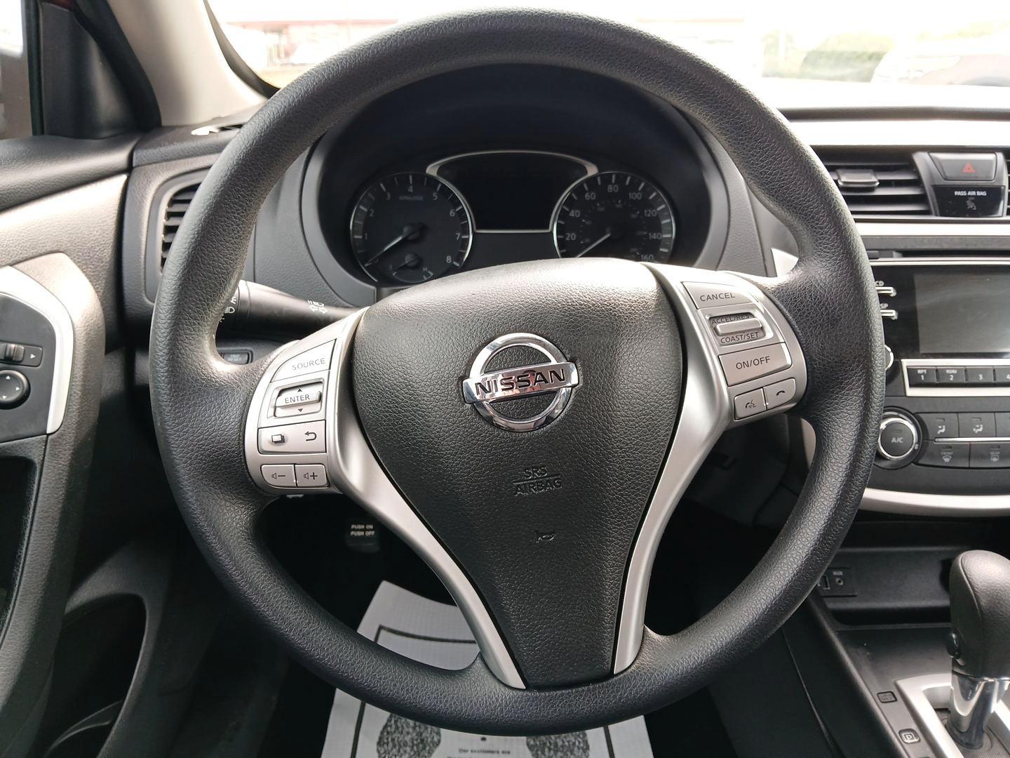 2017 Cayenne Red Nissan Altima 2.5 S (1N4AL3AP7HC) with an 2.5L L4 DOHC 16V engine, CVT transmission, located at 401 Woodman Dr, Riverside, OH, 45431, (937) 908-9800, 39.763779, -84.122063 - Photo#15